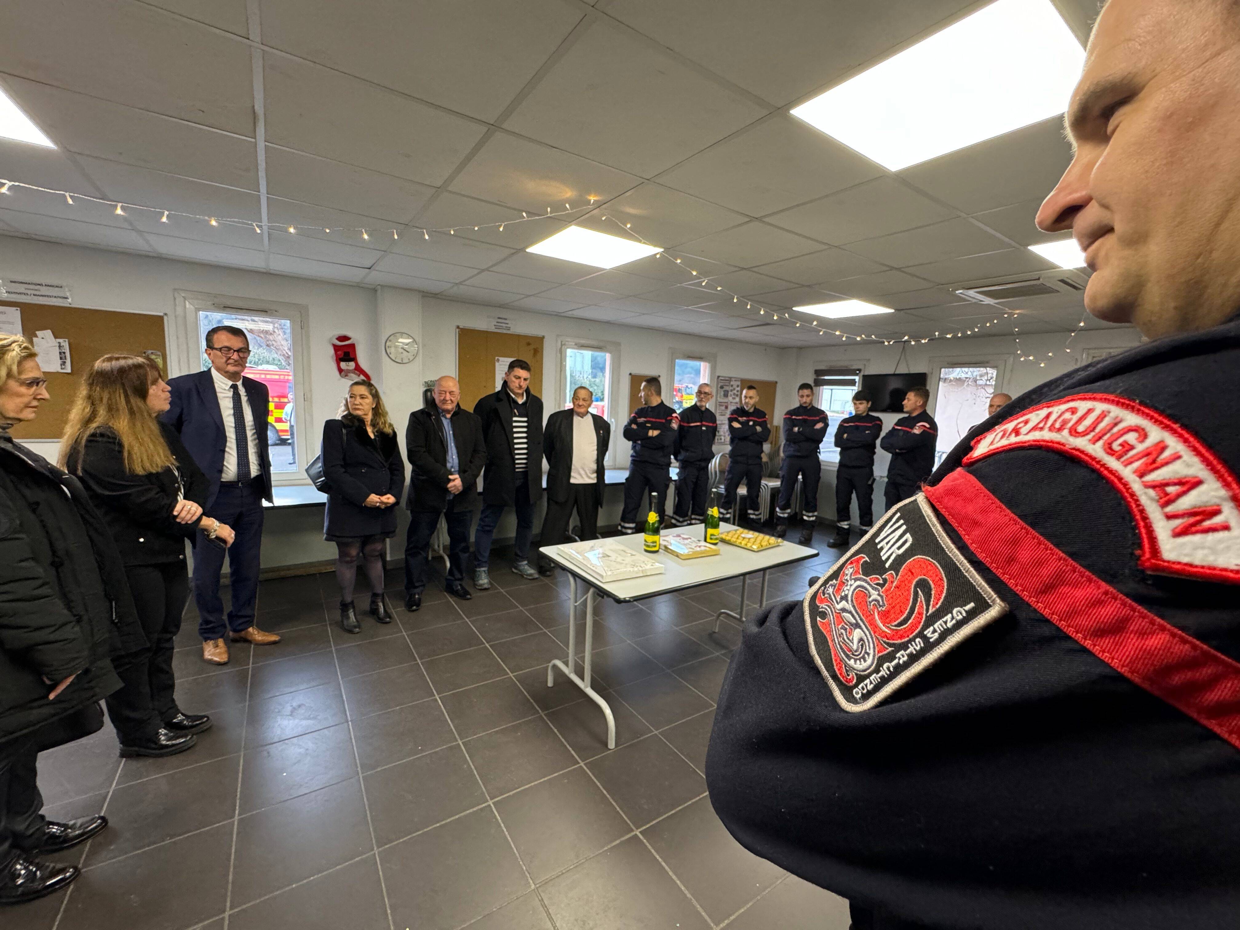 Retour sur la traditionnelle tournée des permanences de nuit de la Saint-Sylvestre à Draguignan