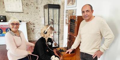 L'une des plus belles collections de téléphones anciens d'Europe est à Antibes jusqu'au 7 janvier