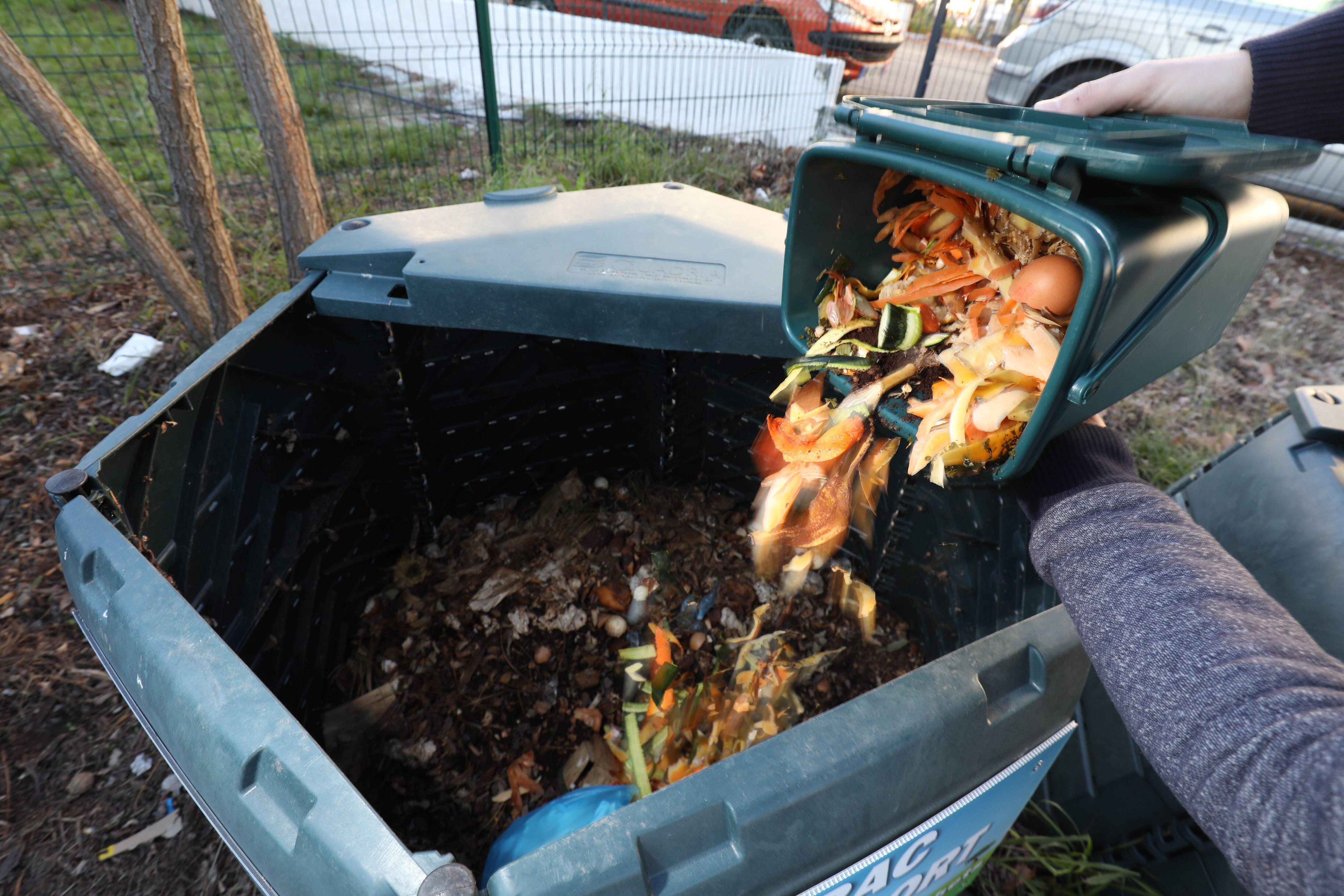 Le compostage-Environnement-Traitement des déchets-Vivre au quotidien