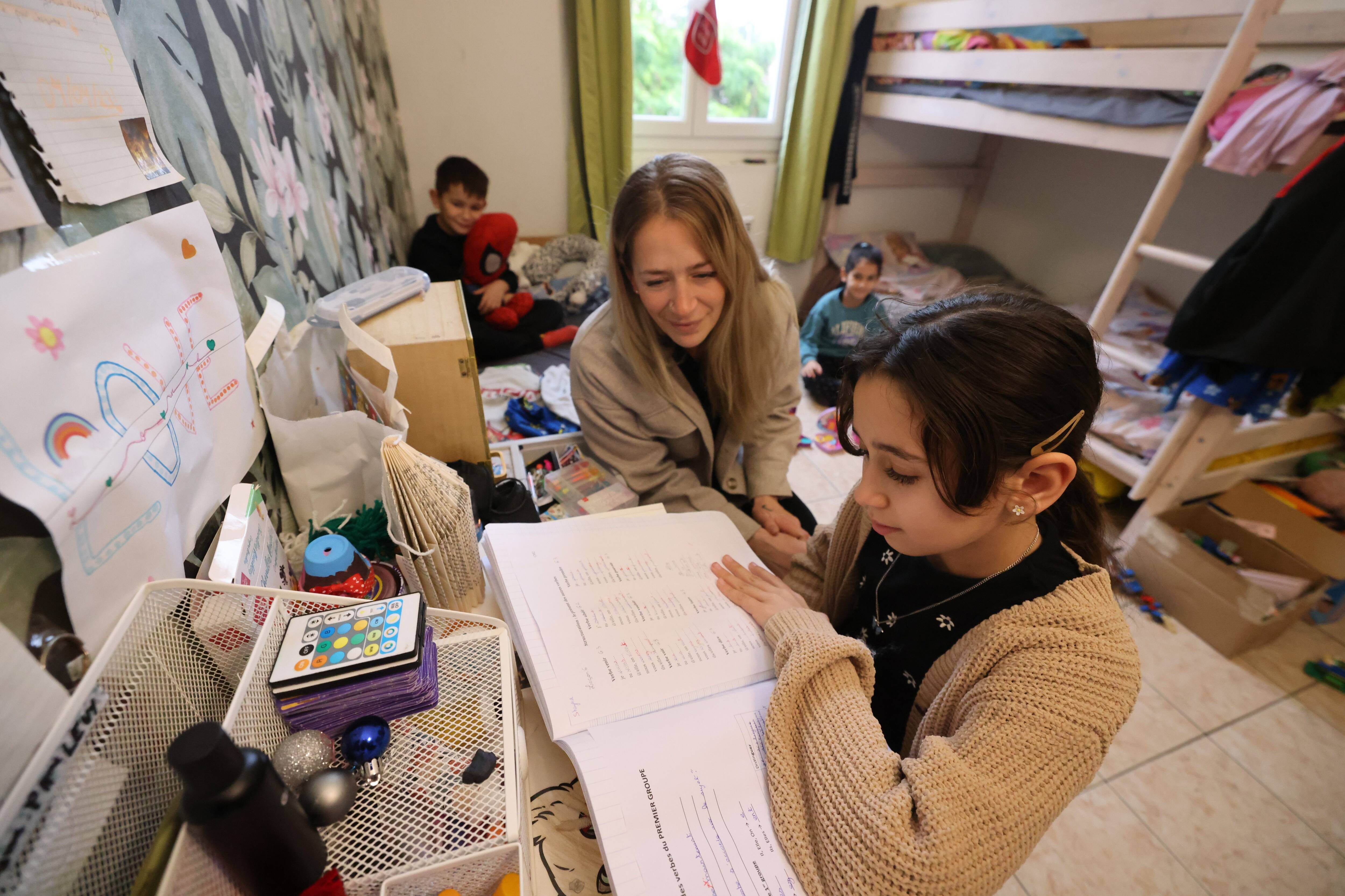 "J'ai peur qu'on se retrouve à la rue une fois la trêve hivernale passée": cette famille, qui doit quitter son appartement bientôt démoli, ne trouve pas de solution de relogement