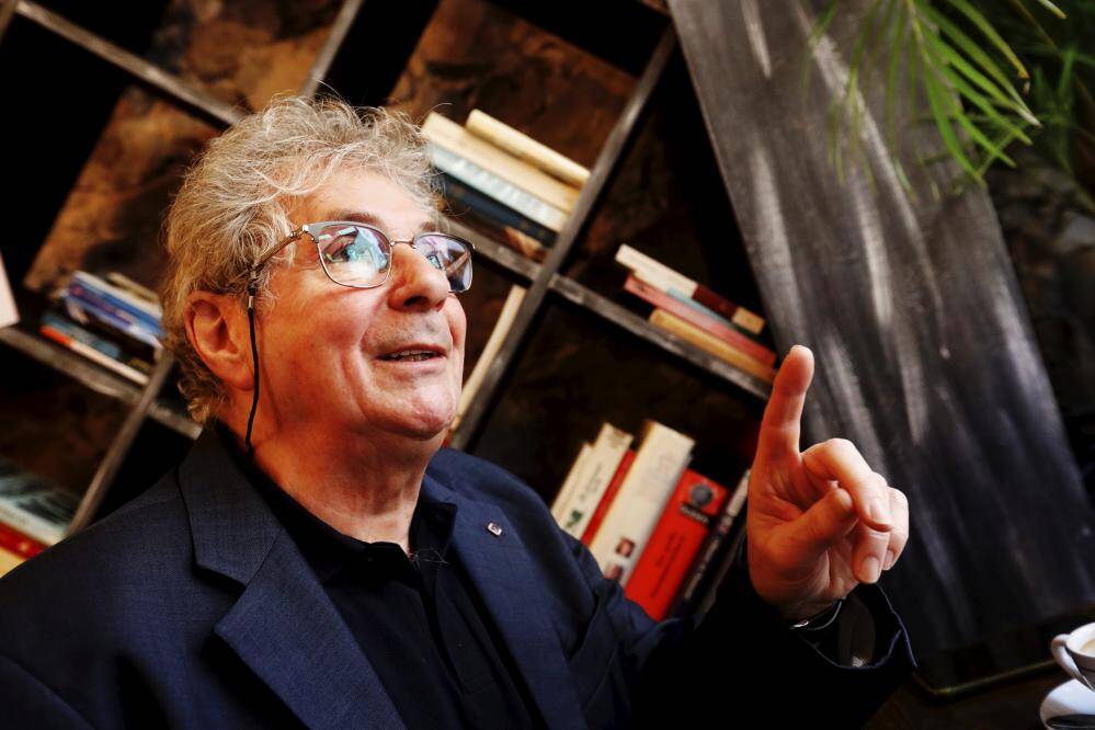 "Dieu, Trust, la vie et moi": les drôles de confidences de Raymond Manna, créateur du groupe de hard-rock Trust