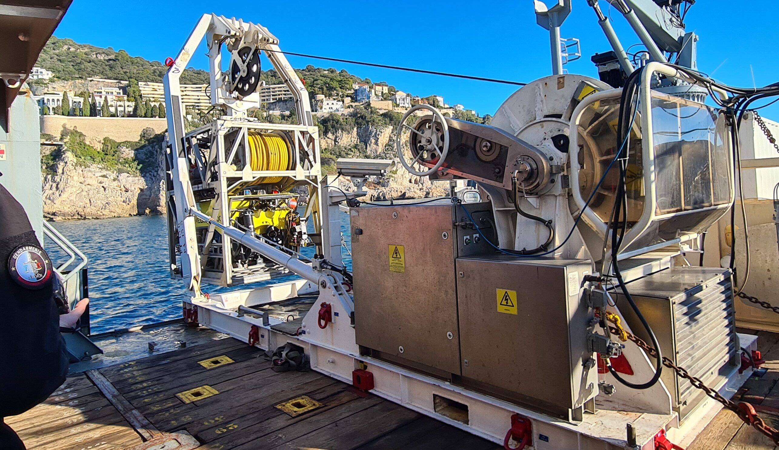 Plongeurs disparus retrouvés trente ans après à Nice: un robot à la rescousse pour remonter les corps