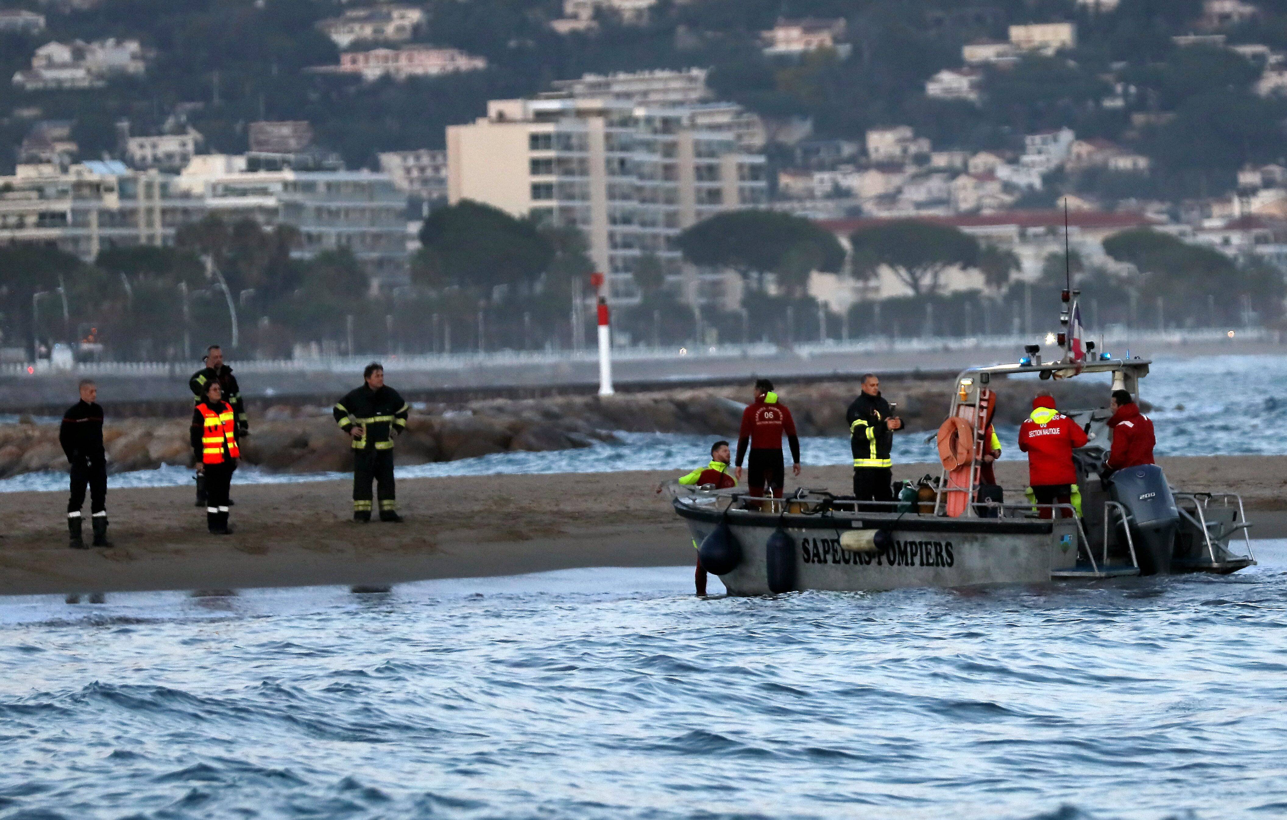 Causes, enquête, victimes... Ce que l'on sait au lendemain du crash d'un hélicoptère en mer à Mandelieu