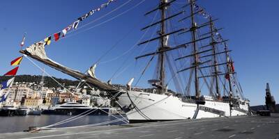 Tout ce qu'il faut savoir sur le splendide voilier ancré au port de Nice