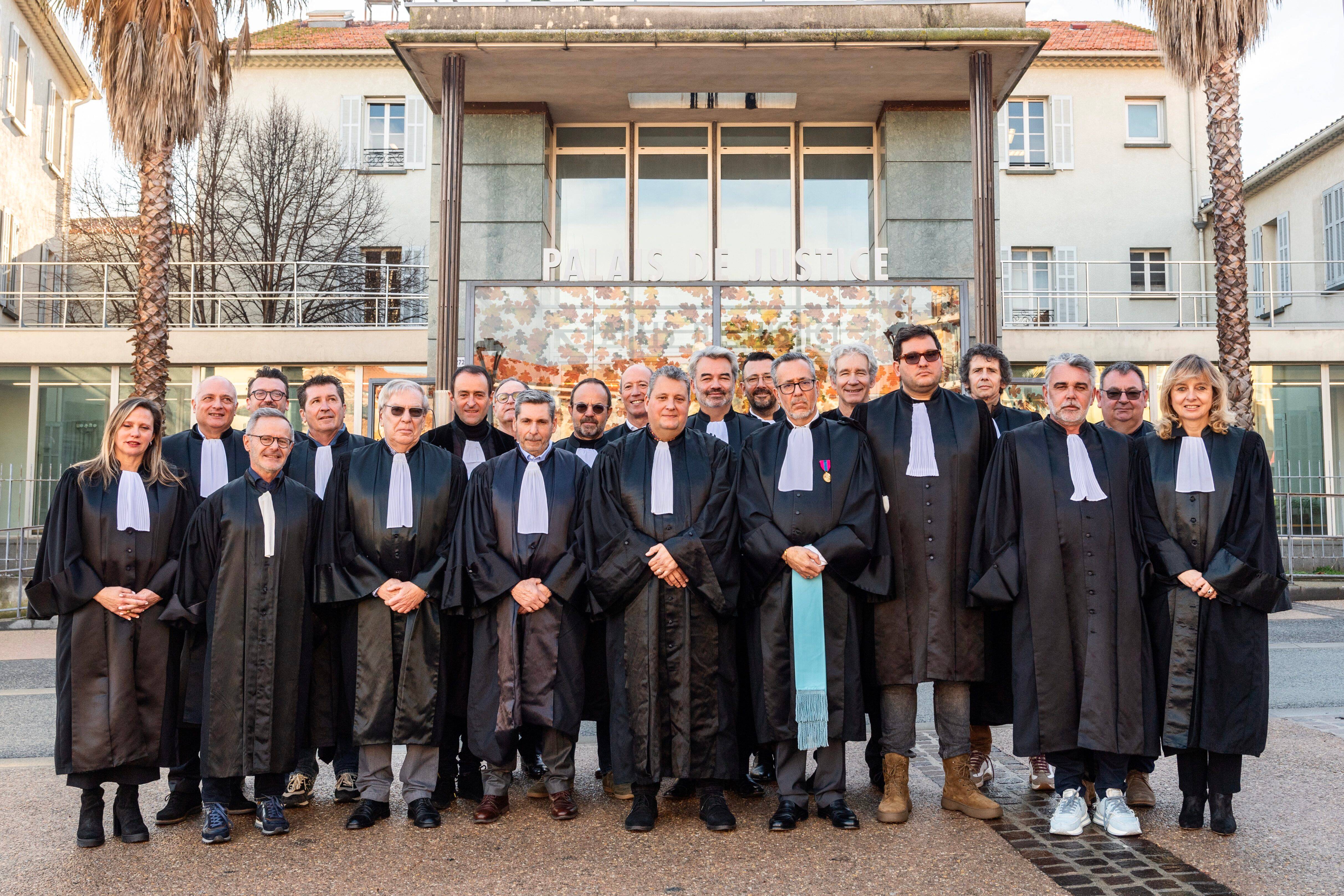 "Aider les chefs d'entreprise en difficulté: le tribunal de commerce au coeur des difficultés des entreprises de l'Est-Var