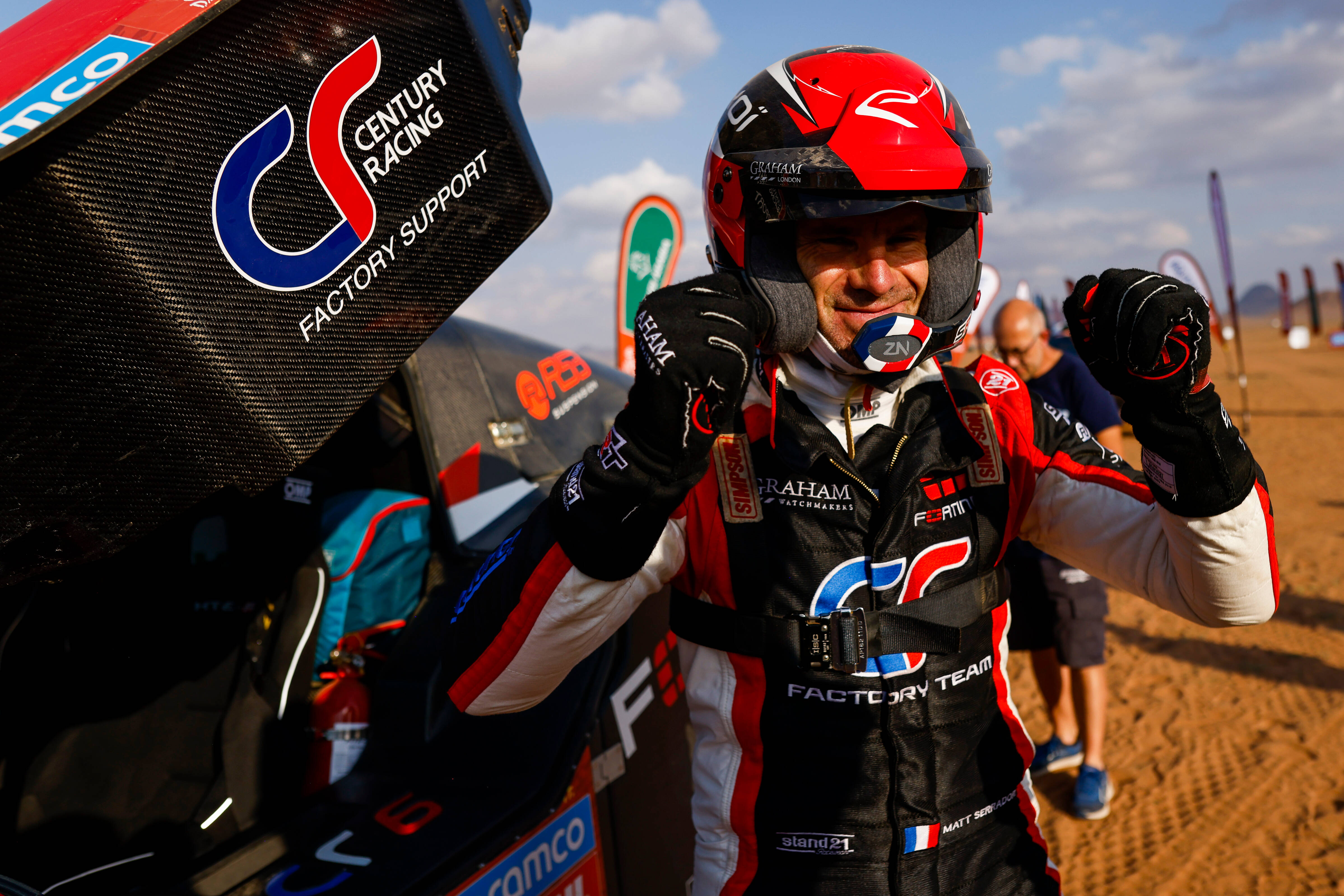 Dixième à l'arrivée du Dakar, le Fréjusien Mathieu Serradori a marqué les esprits