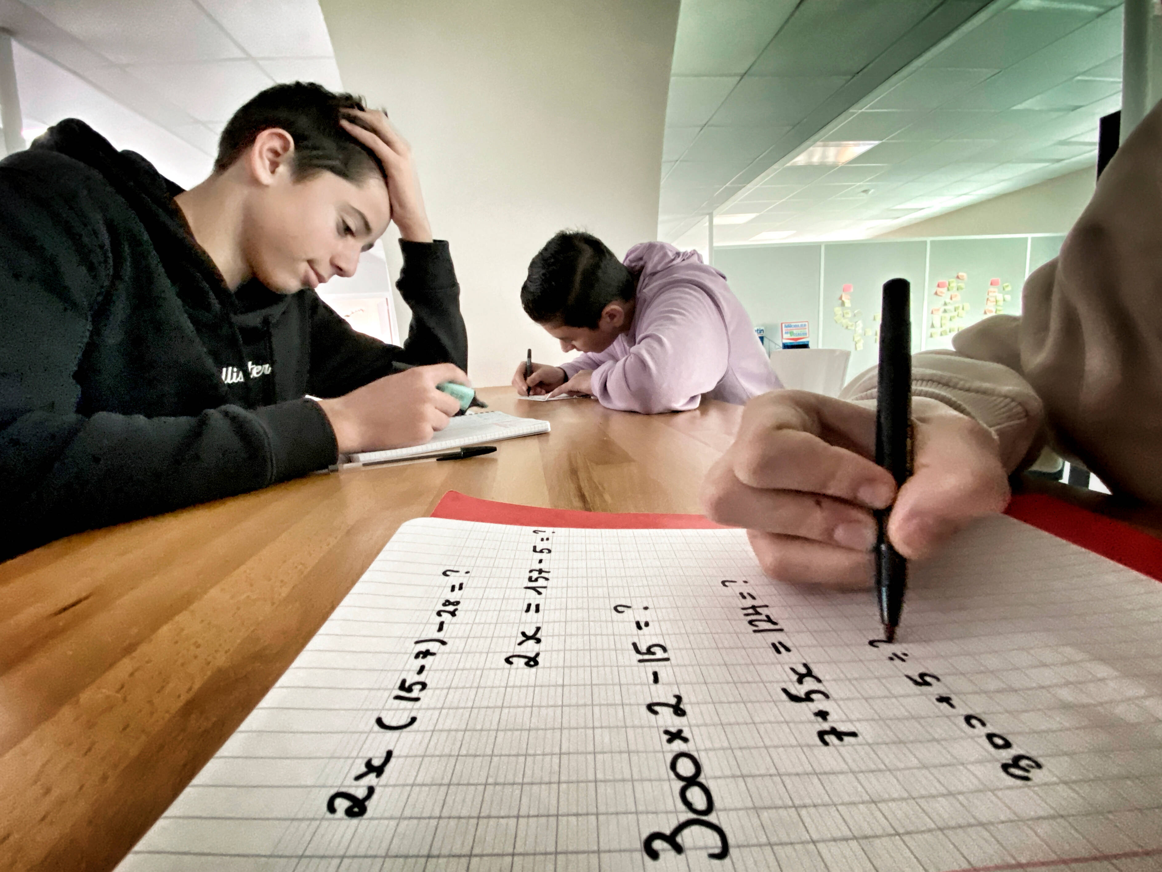 Cette enseignante azuréenne dans le public explique pourquoi elle a choisi d'inscrire sa fille dans le privé