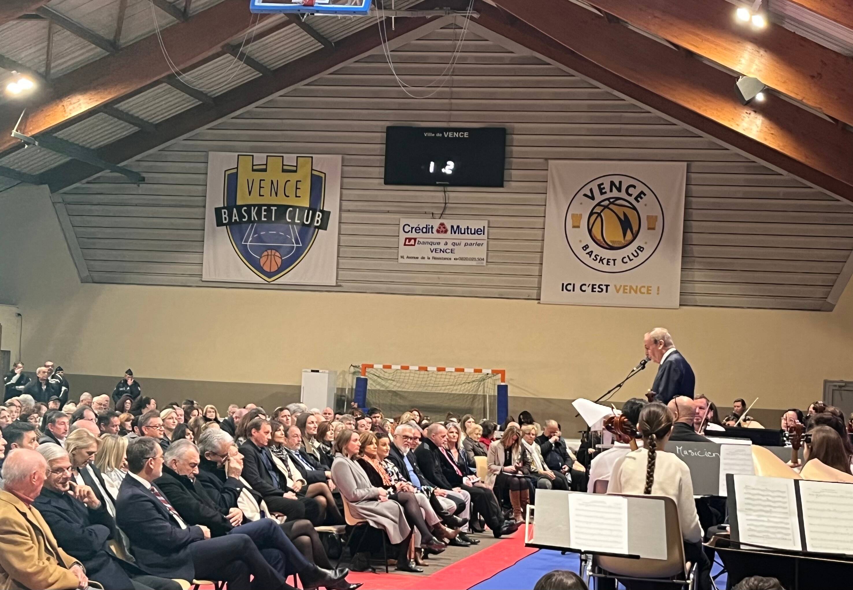 Piscine, nouvelles halles, foyer pour victimes de violences conjugales... Le maire de Vence annonce des projets majeurs d'ici 2025