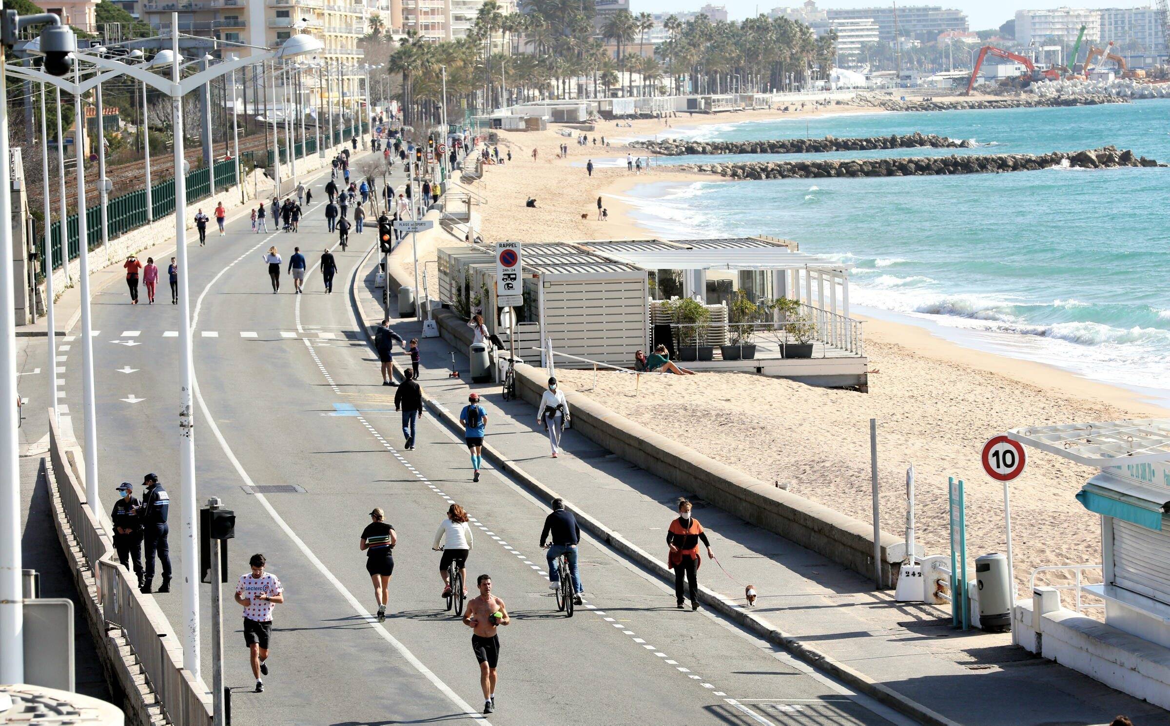 On vous explique pourquoi il vaudra mieux se passer de la voiture à Cannes ce dimanche