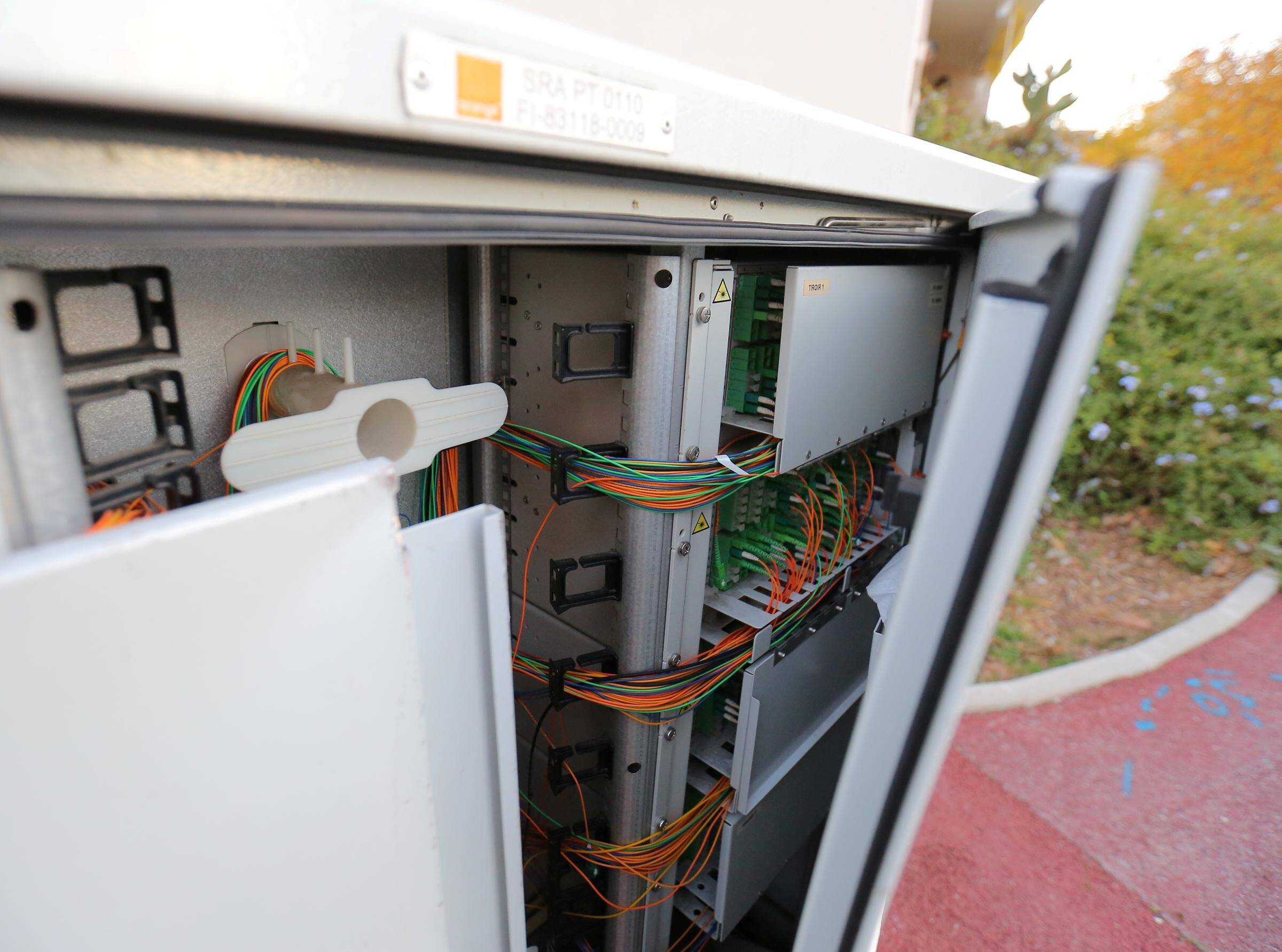 "Pas de CB, pas de cartes Vitale"... Aux Quatre-chemins à Antibes une panne internet perturbe le travail de professionnels de santé depuis trois jours