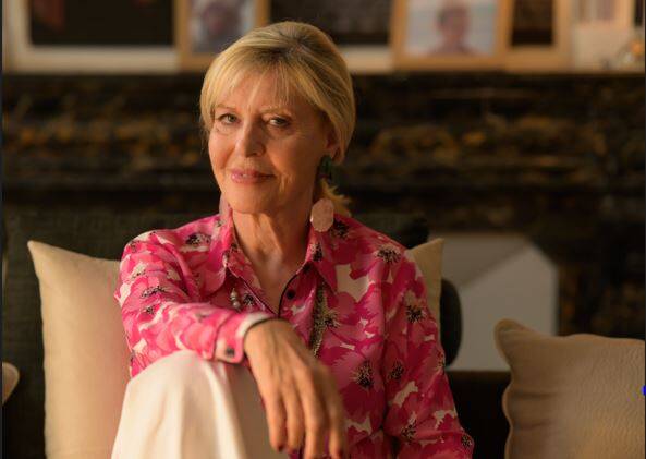 "J'aime les enquêtes, je suis fan des plaidoiries d'avocats": Chantal Ladesou joue les chroniqueuses judiciaires pour une nouvelle série de TF1