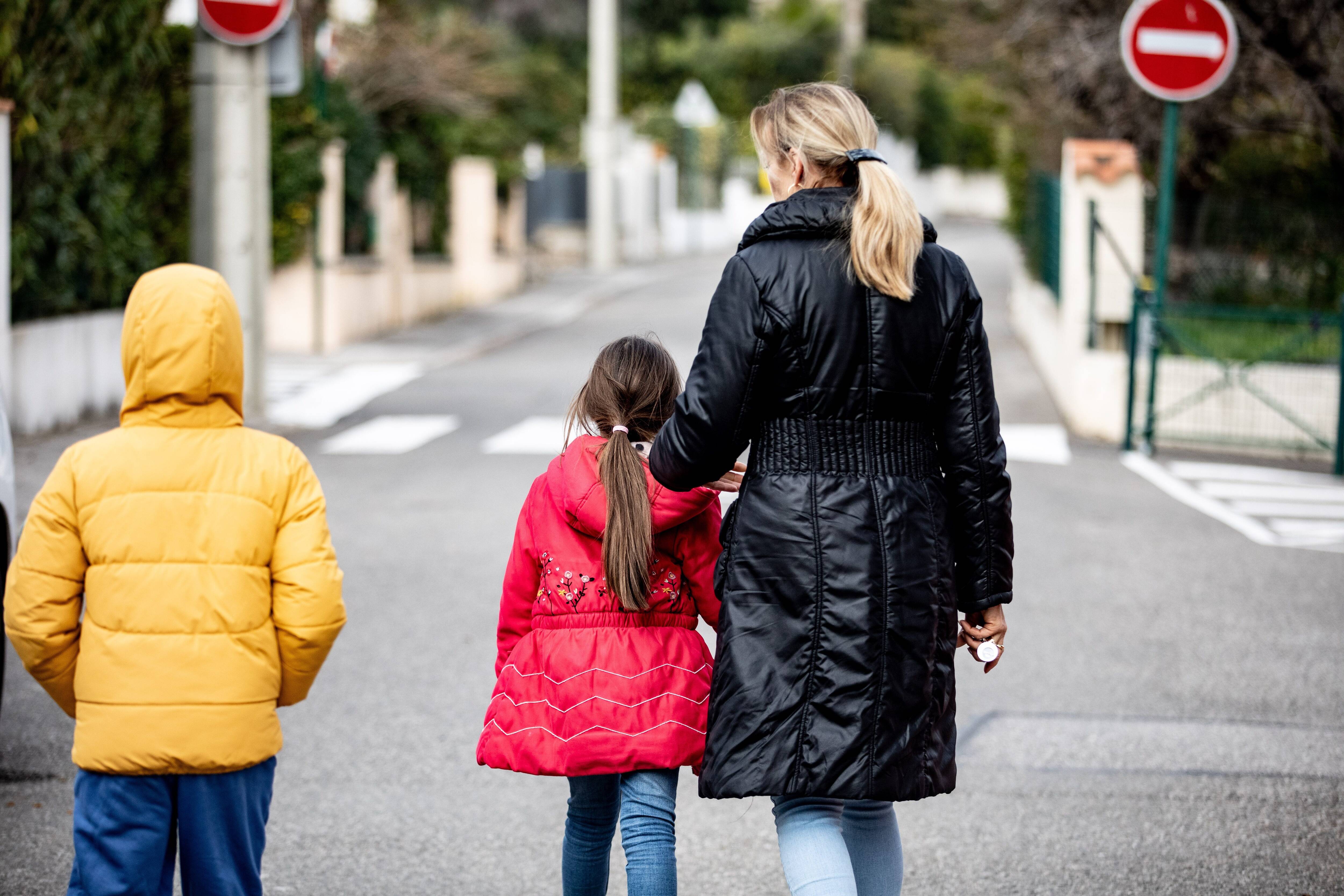 "Ça fait peur": des élèves choqués au lendemain de la tentative d'enlèvement d'une de leur camarade à La Garde