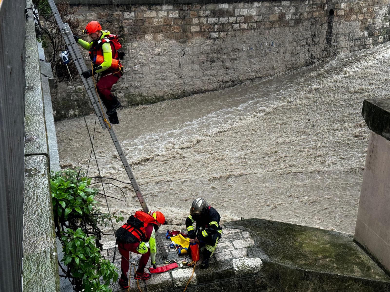 Seize migrants mis à l'abri et huit sauvés dans le lit du Paillon à Nice ce samedi matin