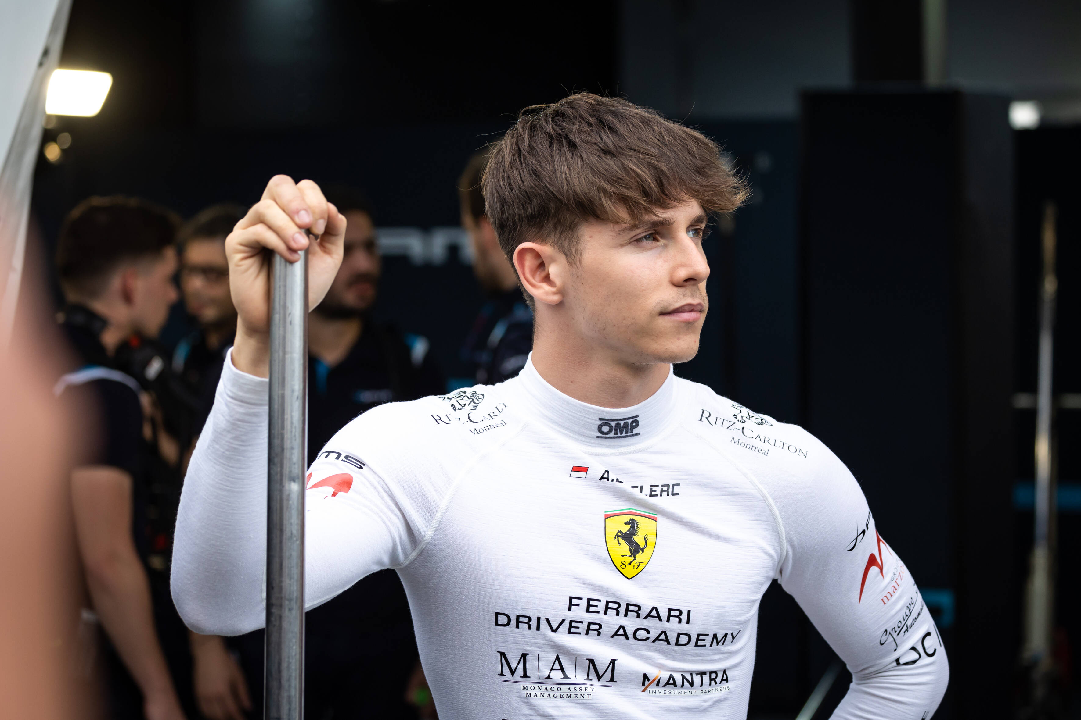 "Le premier tour, quel choc!", le pilote monégasque Arthur Leclerc raconte son baptême du feu en F1 au volant d'une Ferrari