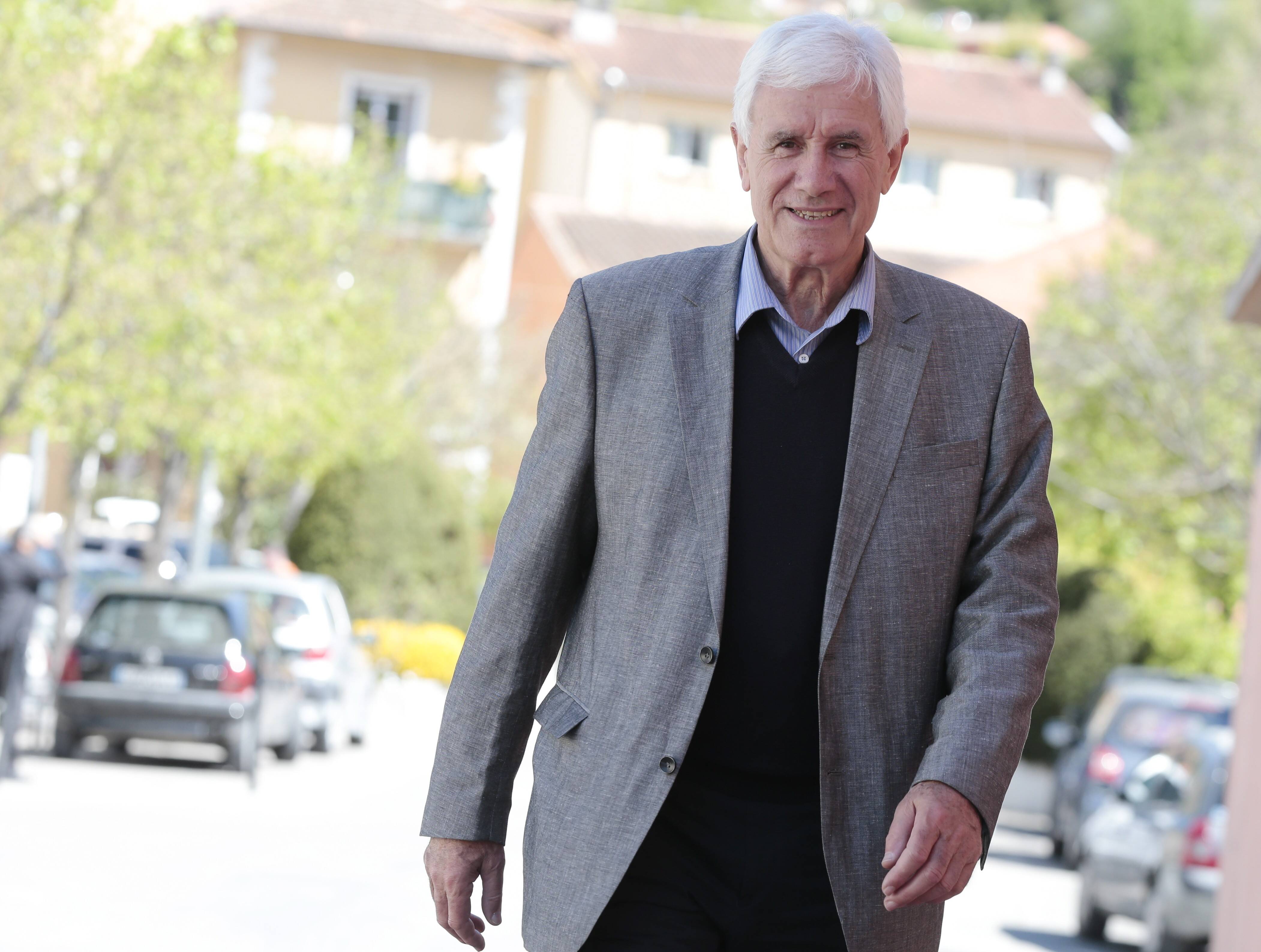 Le maire de Contes "totalement opposé" à ce que ses élèves aillent au collège de L'Escarène