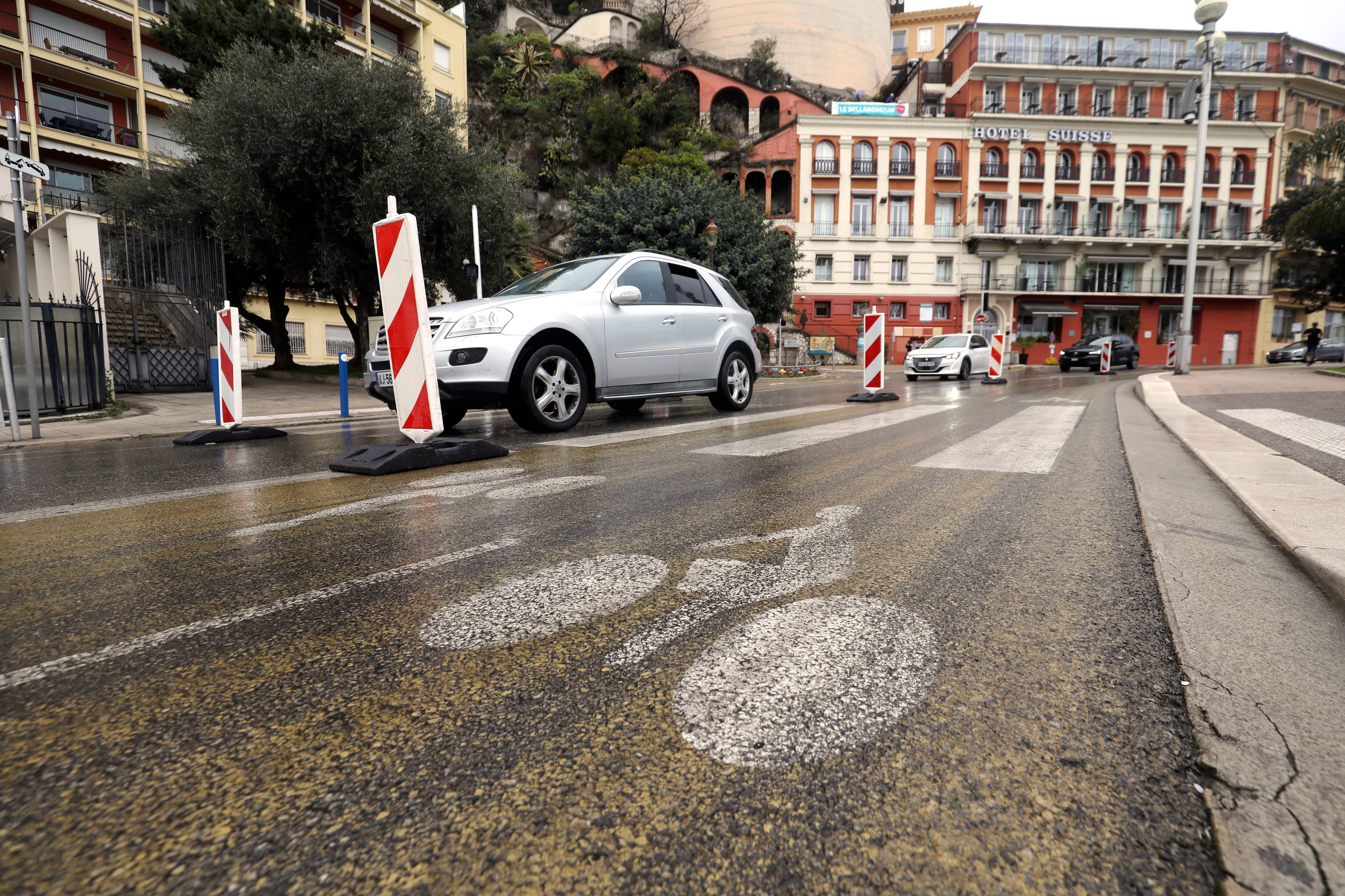 "La justice, c'est pas pour les chiens": bras de fer en vue pour le sens unique ou double sens au port de Nice