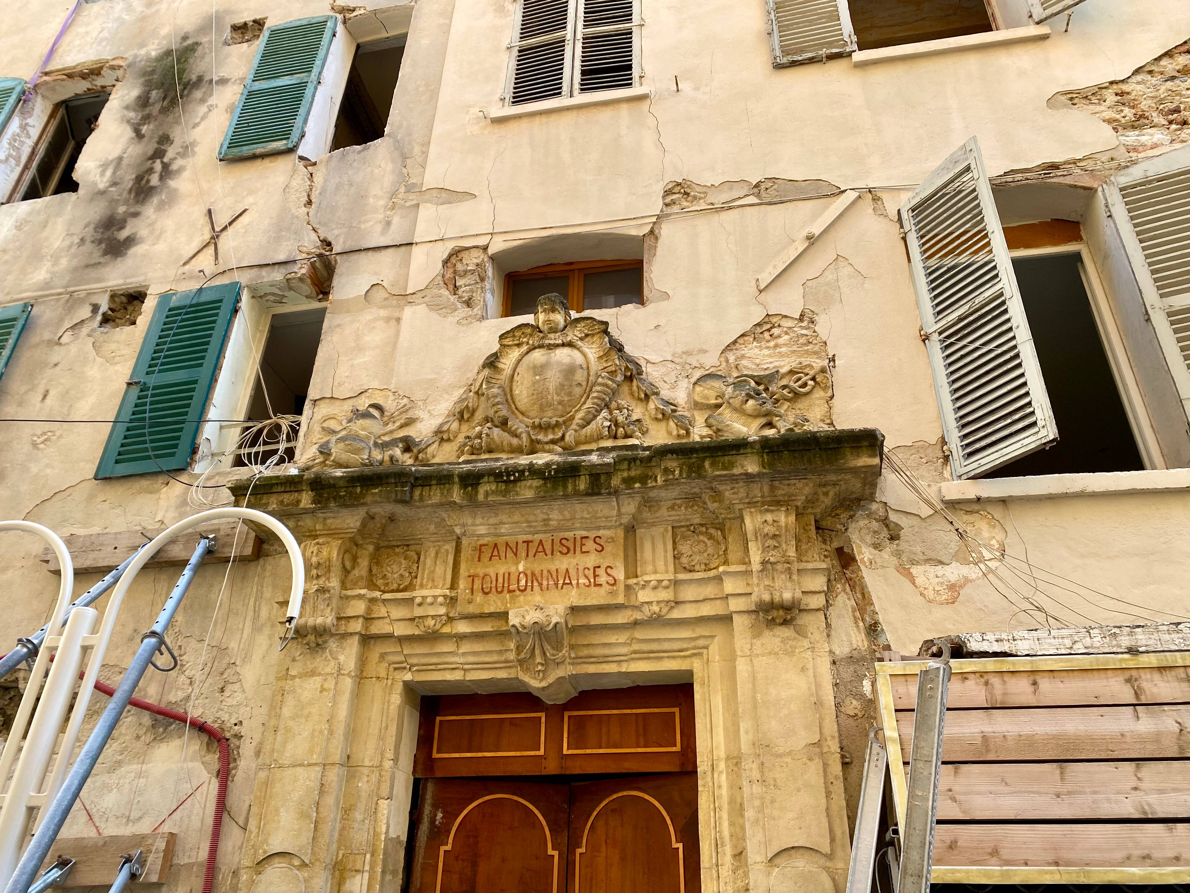 "Arrêté de péril "grave et imminent": on sait ce que va devenir l'immeuble des Fantaisies toulonnaises