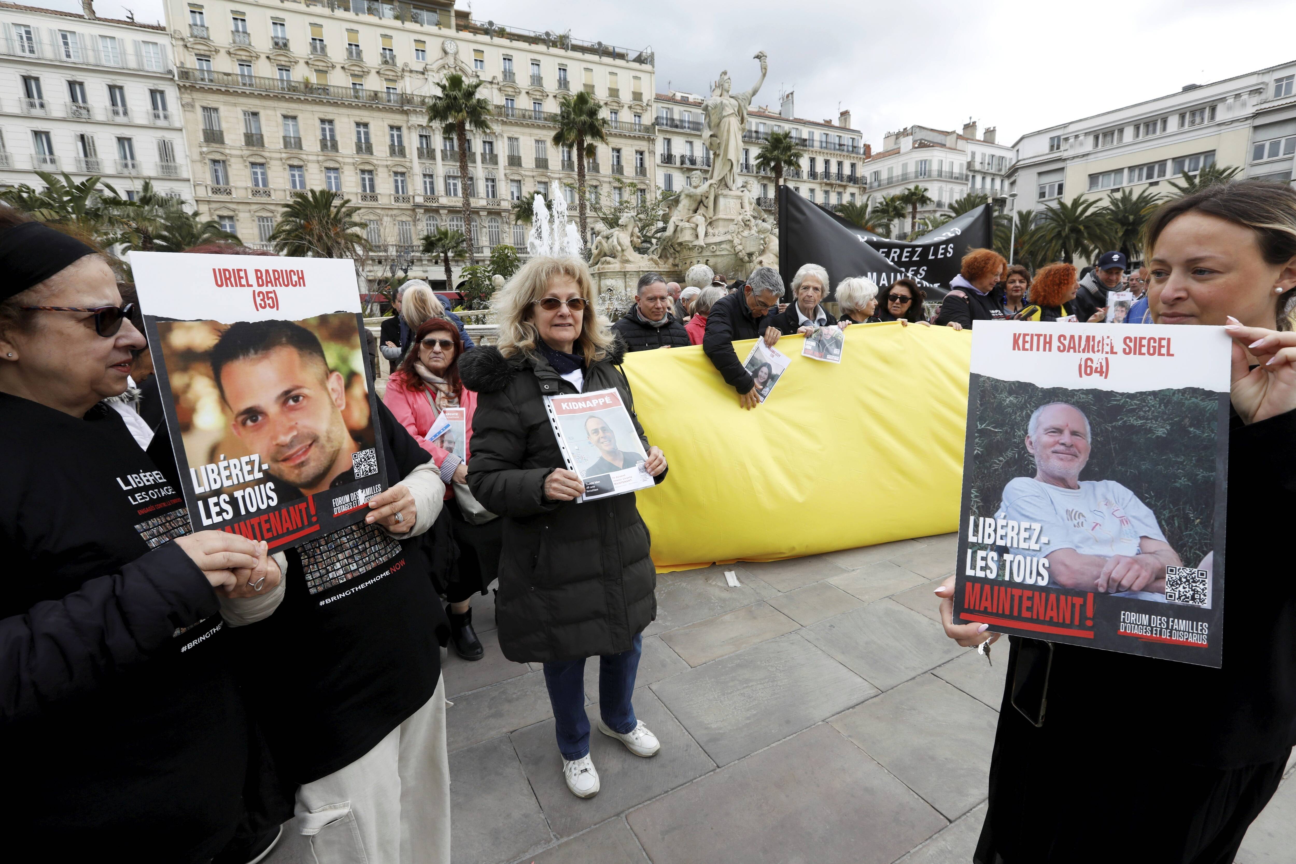 "Pour qu'on ne les oublie pas": ils se réunissent à Toulon pour demander la libération des otages israéliens
