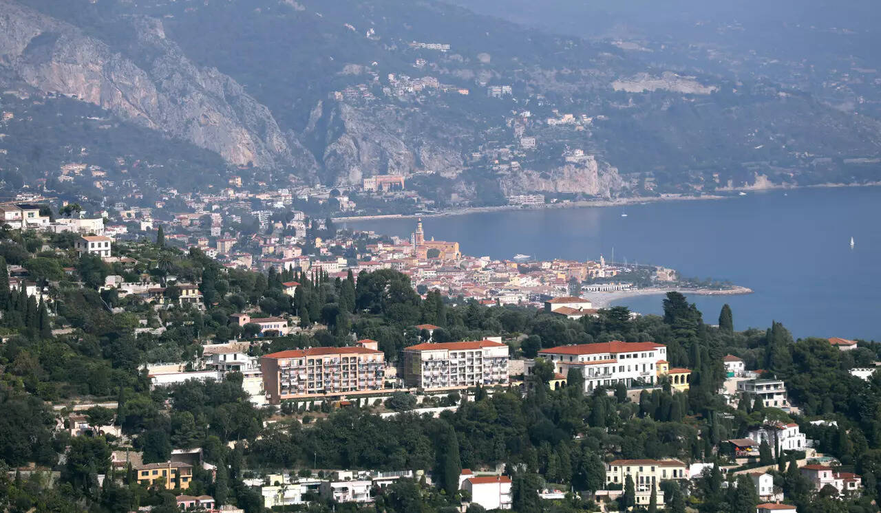 Comment la mairie de Roquebrune-Cap-Martin fait face à la problématique du logement social?