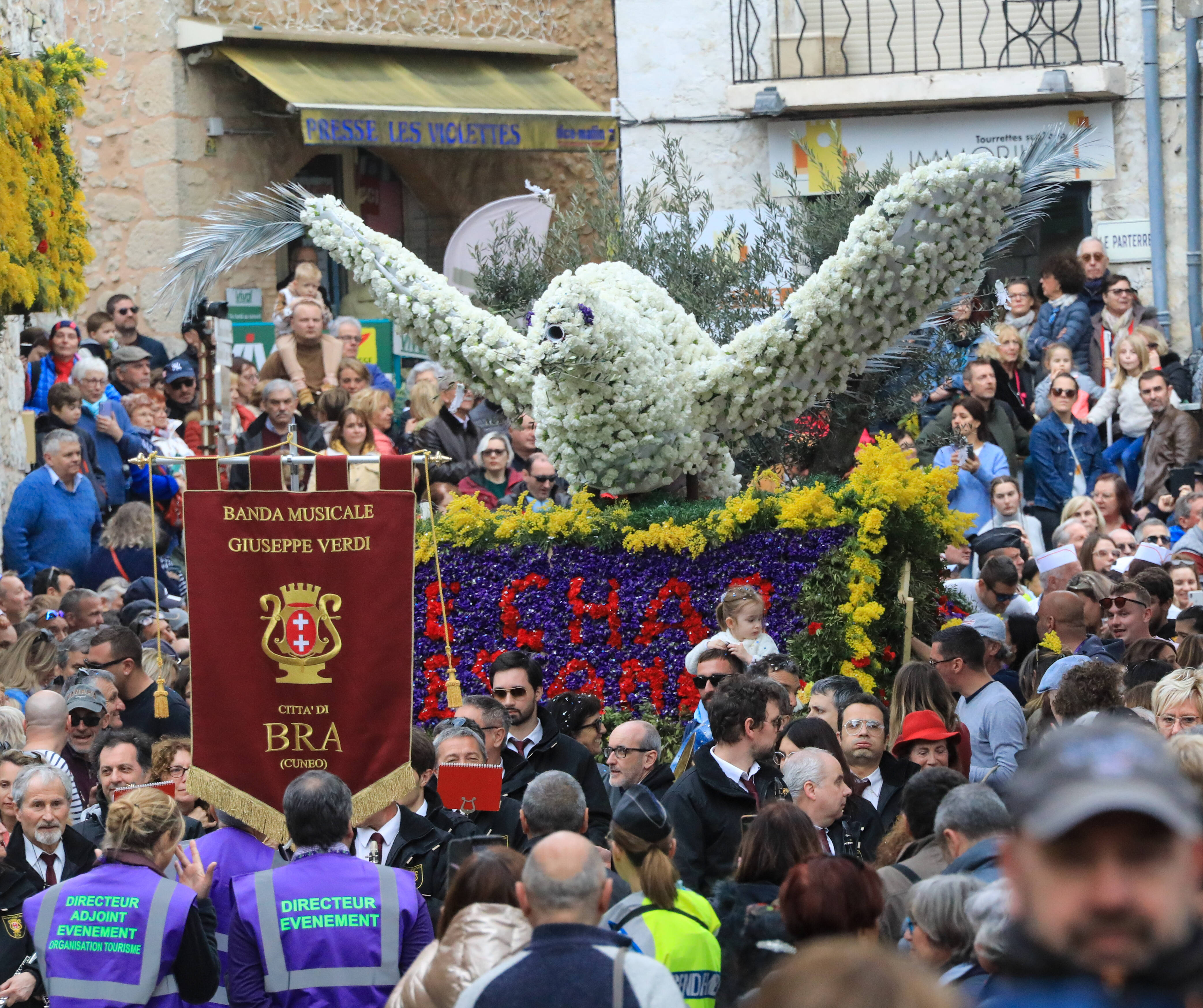 Tout ce qu'il faut savoir sur la fête des violettes à Tourrettes-sur-Loup pour pouvoir en profiter