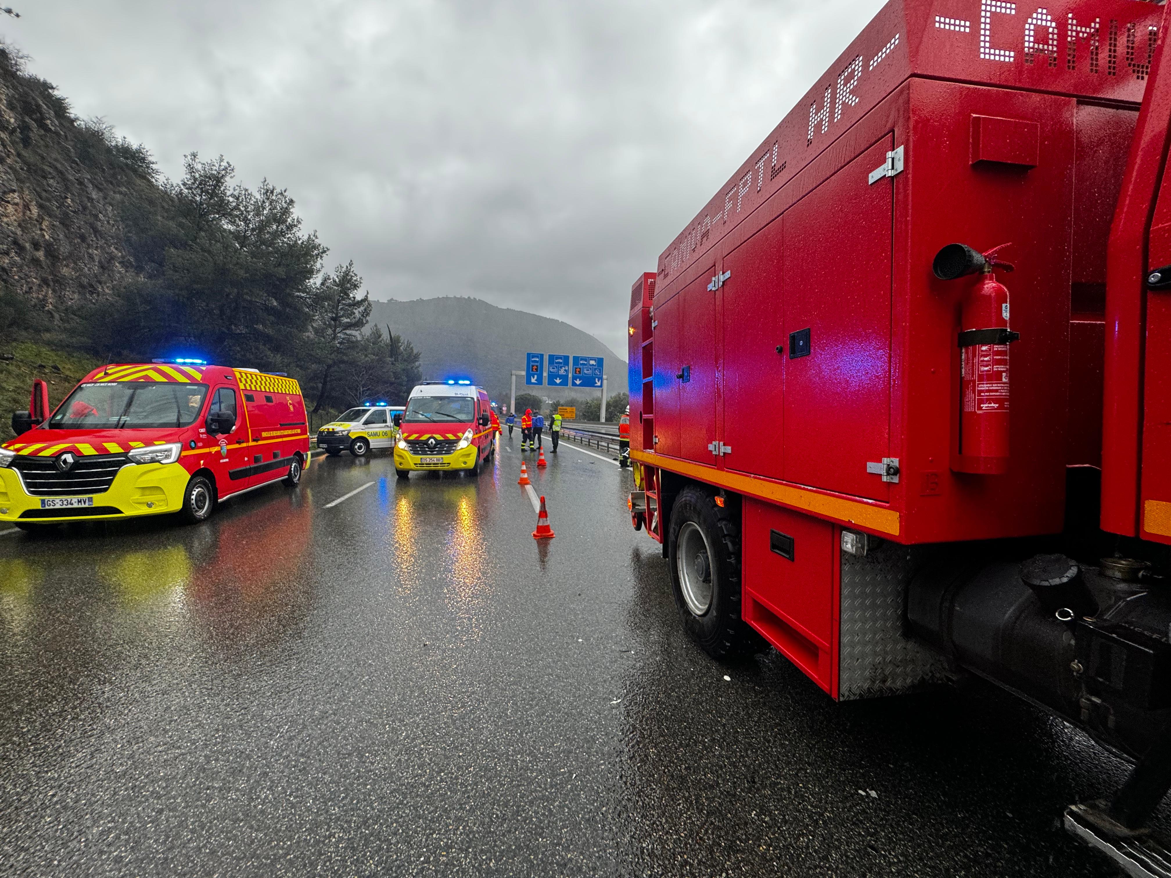 Au lendemain de l'accident mortel sur l'A8, un jeune automobiliste doit être entendu en garde à vue