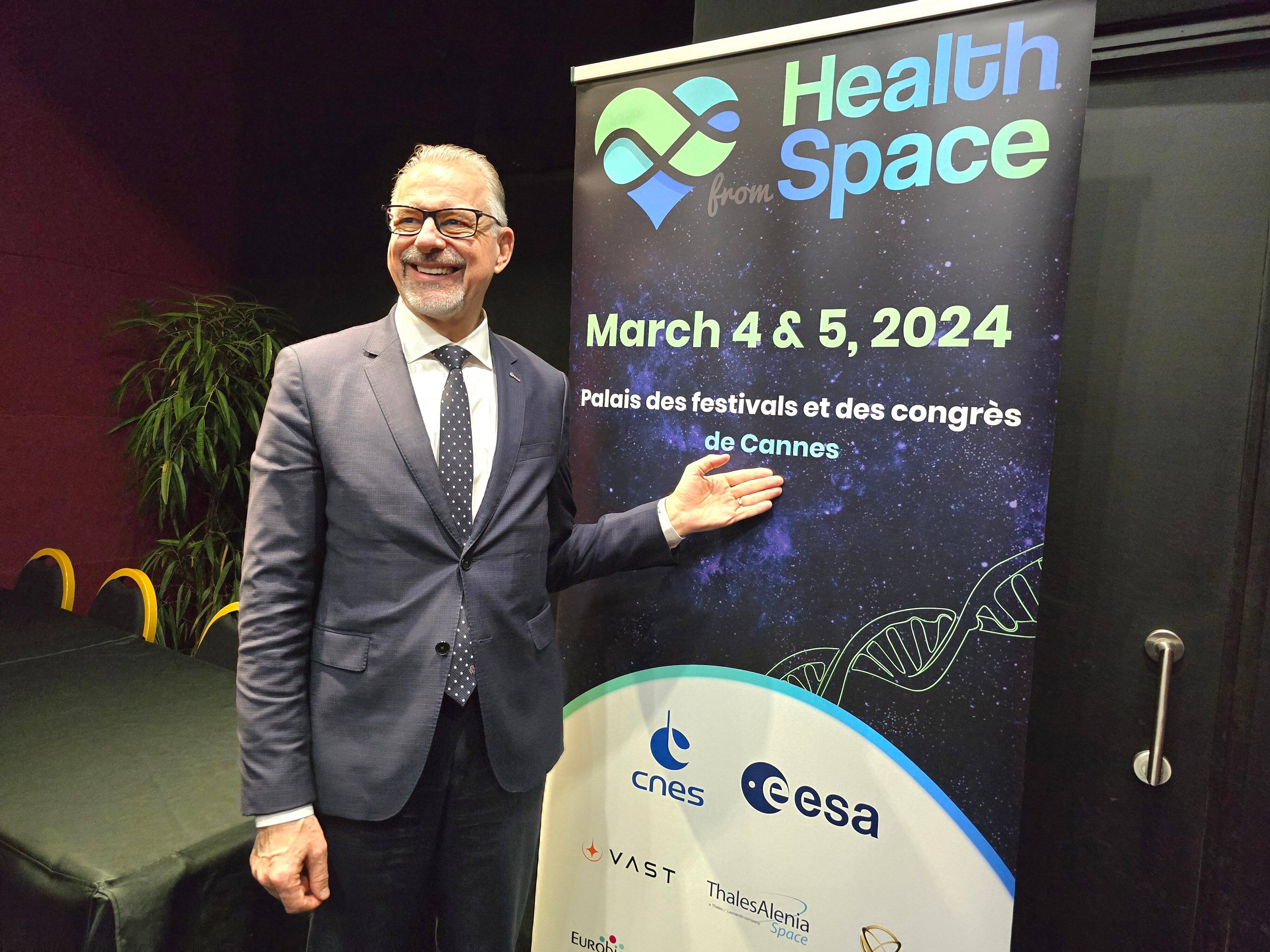 "Nous travaillons depuis de nombreuses années avec l'industrie pharmaceutique et le domaine de la santé": un jour, des médicaments seront produits dans l'espace