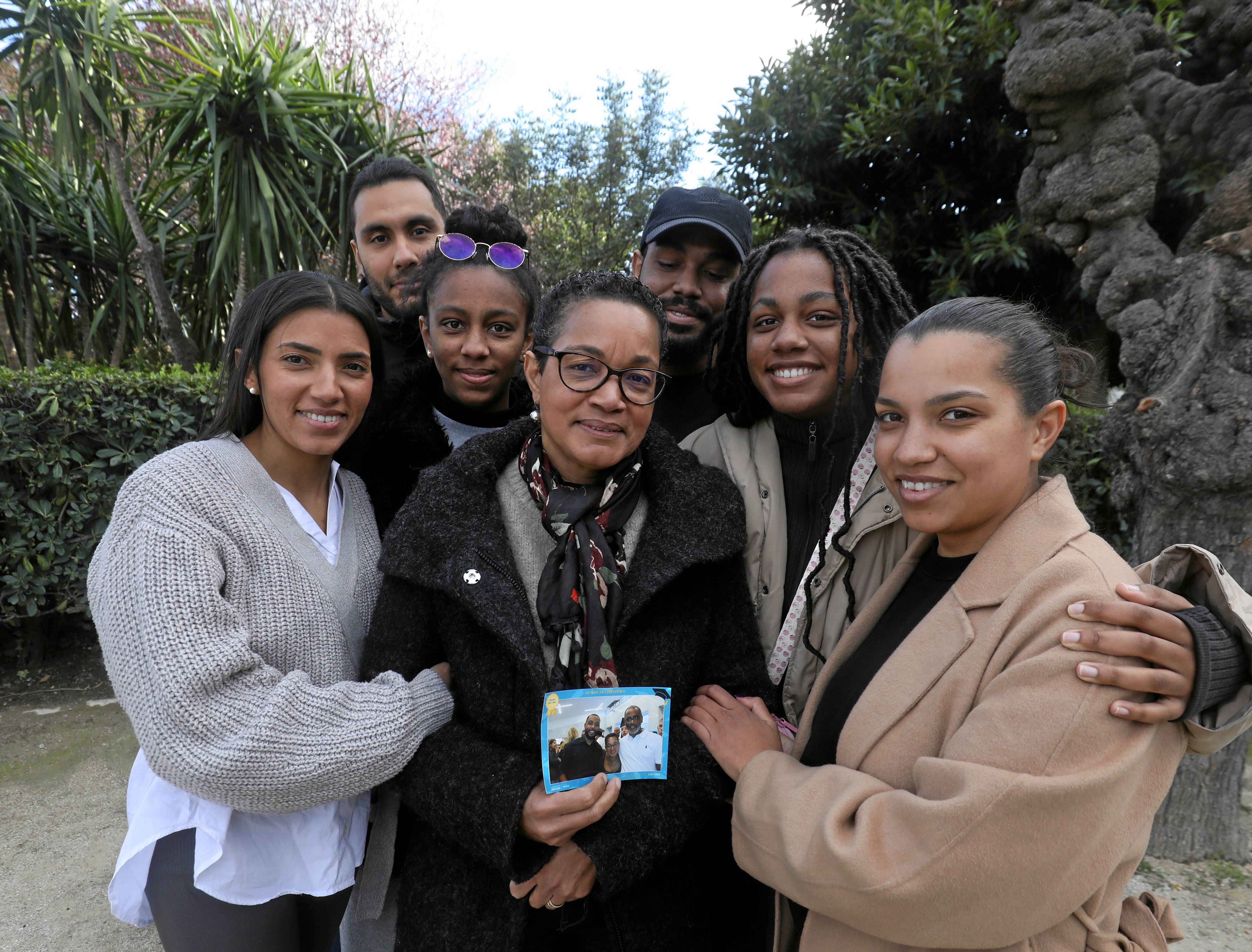 "Tony savait qu'il faisait un métier dangereux": le témoignage bouleversant de la famille du patrouilleur tué sur l'A8