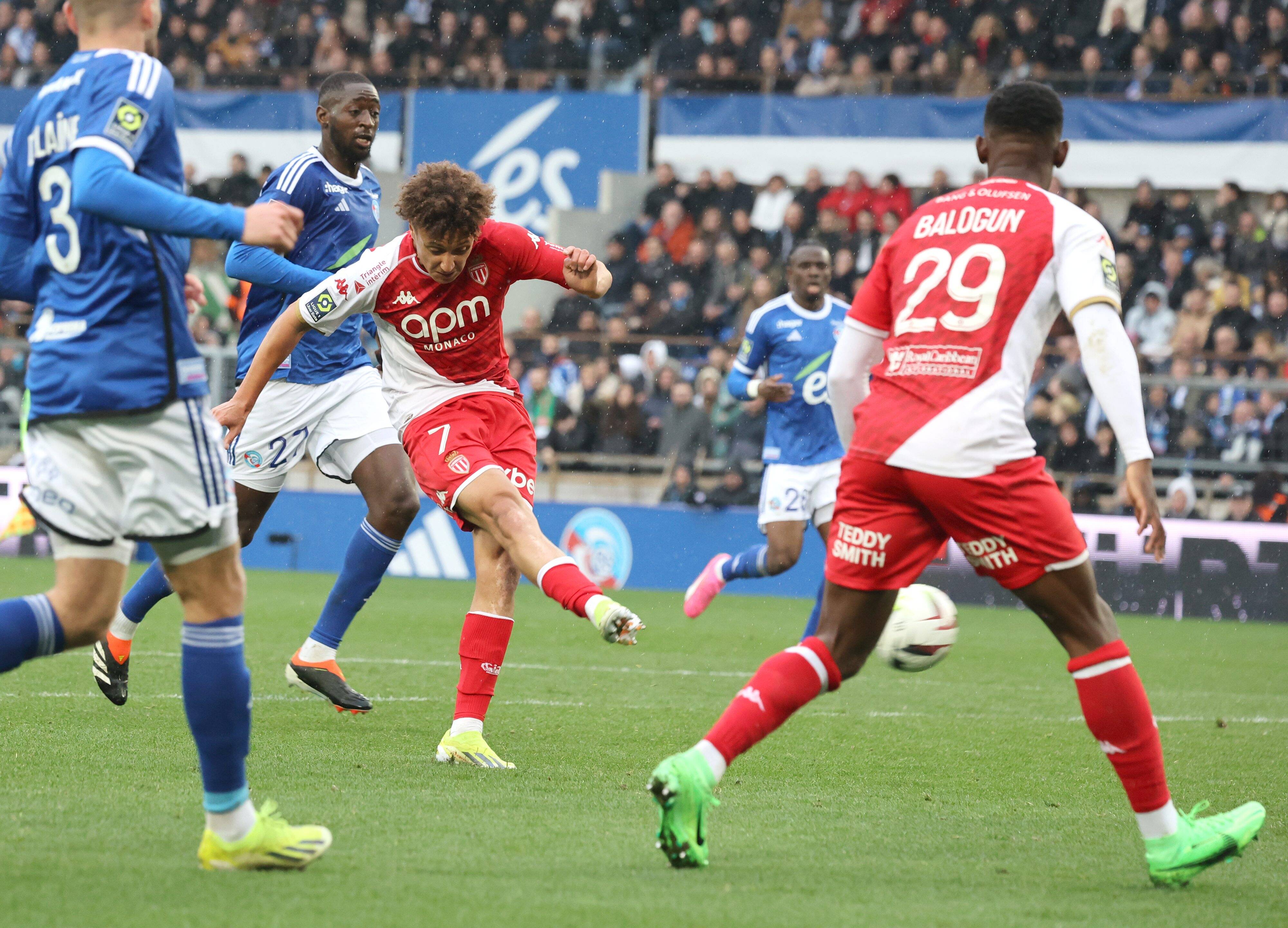 Auteur d'un superbe but à Strasbourg, une étincelle après le vide pour le Monégasque Ben Seghir