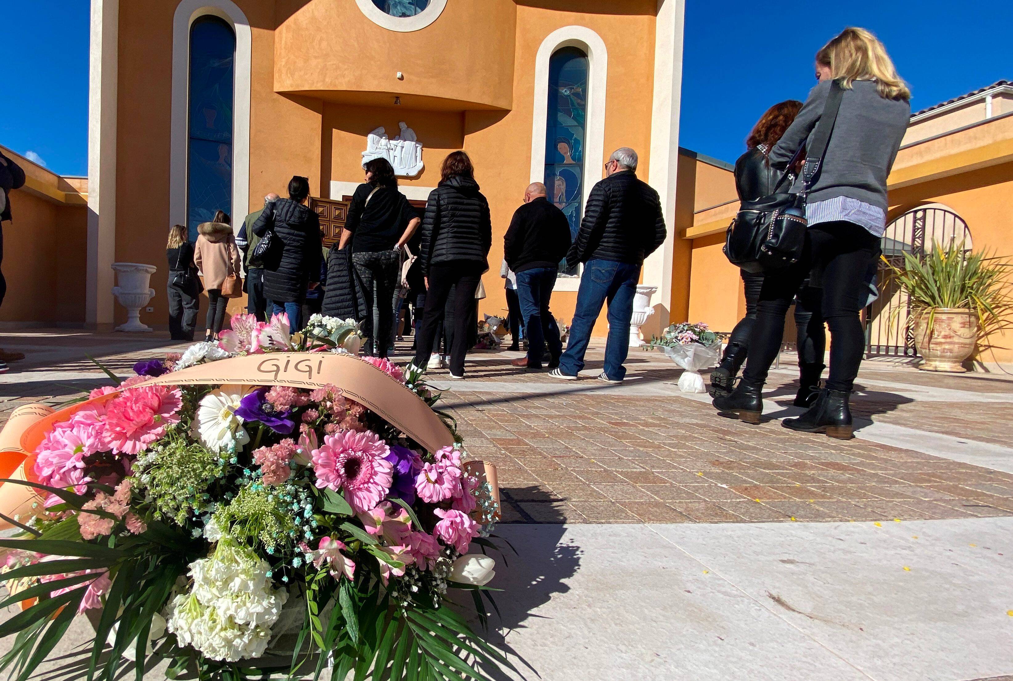 Ils ont dit adieu à Gigi ce mardi, la Cagnoise tuée par son conjoint
