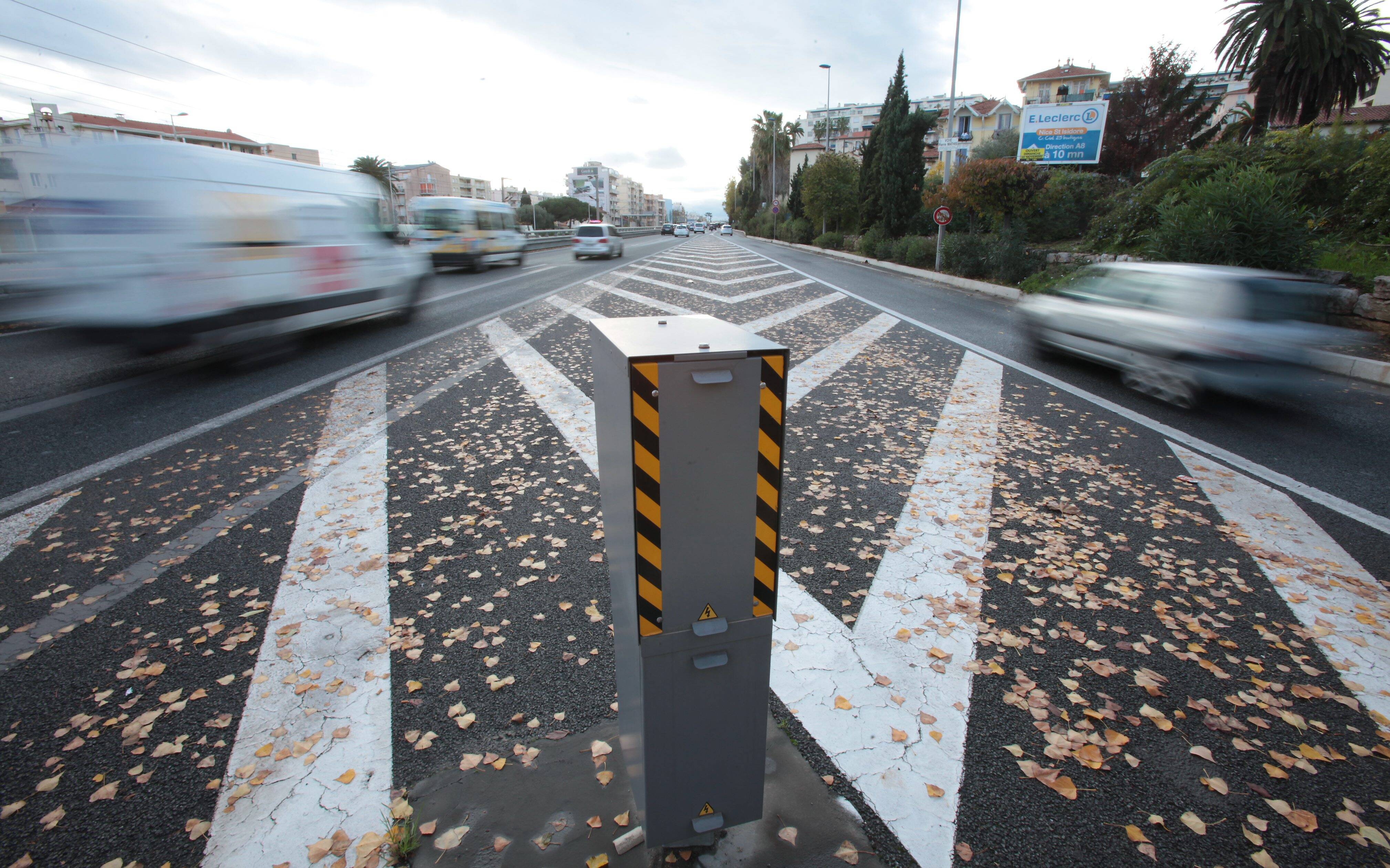 Ça flashe sur la voie Mathis à Nice: le radar à Magnan a été mis en service