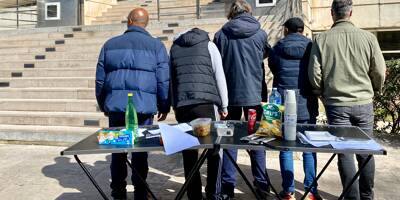 Des agents manifestent pour le retour des frais de repas au conseil départemental du Var
