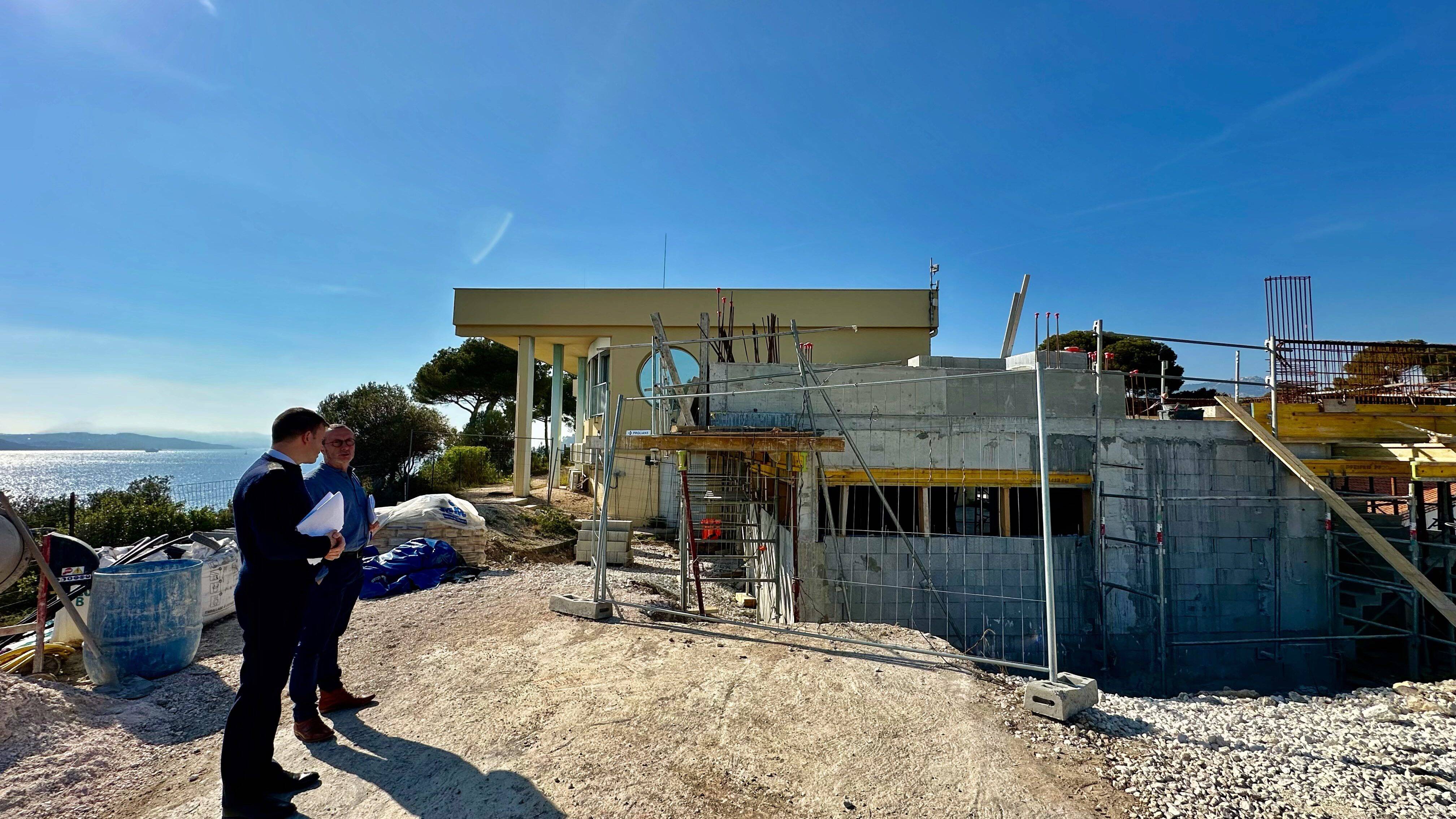 Pour "gérer les opérations courantes quand la salle principale sera mobilisée pour un événement majeur": Le Cross Med se dote d'une nouvelle salle des opérations à La Garde