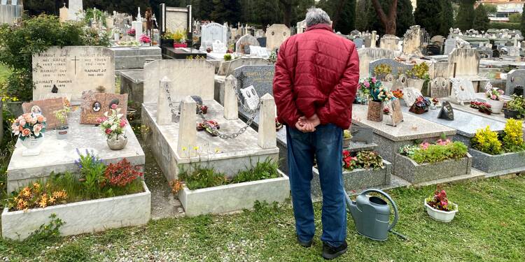 On était tous démunis: ces Azuréens ont pu retourner dans ce cimetière de Nice fermé depuis près d’un mois