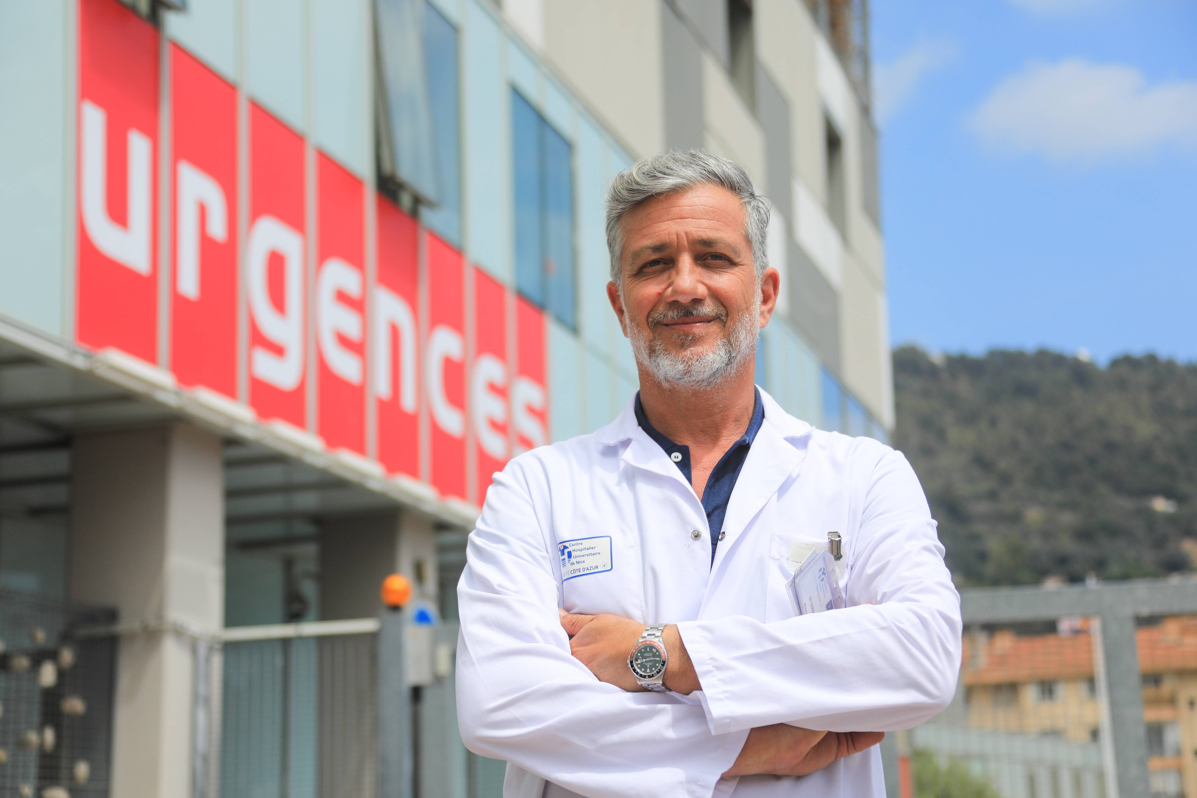 "Ça répond surtout à une demande des patients": ce chef de pôle hospitalier à Nice réagit aux annonces d'Attal pour la santé