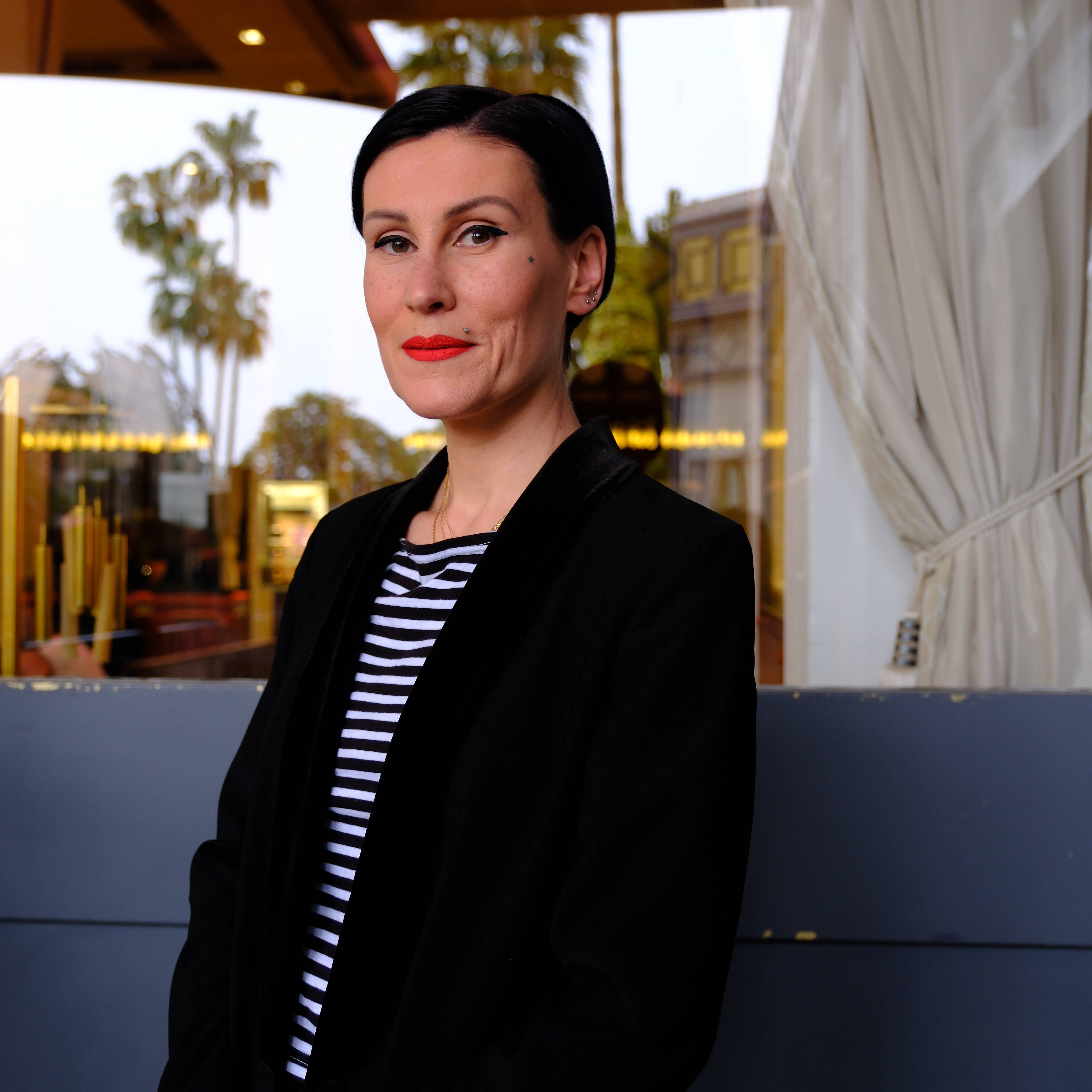 "Il y a plein de formes de documentaires qui sortent des sentiers battus": Ovidie met en lumière le documentaire à Canneseries