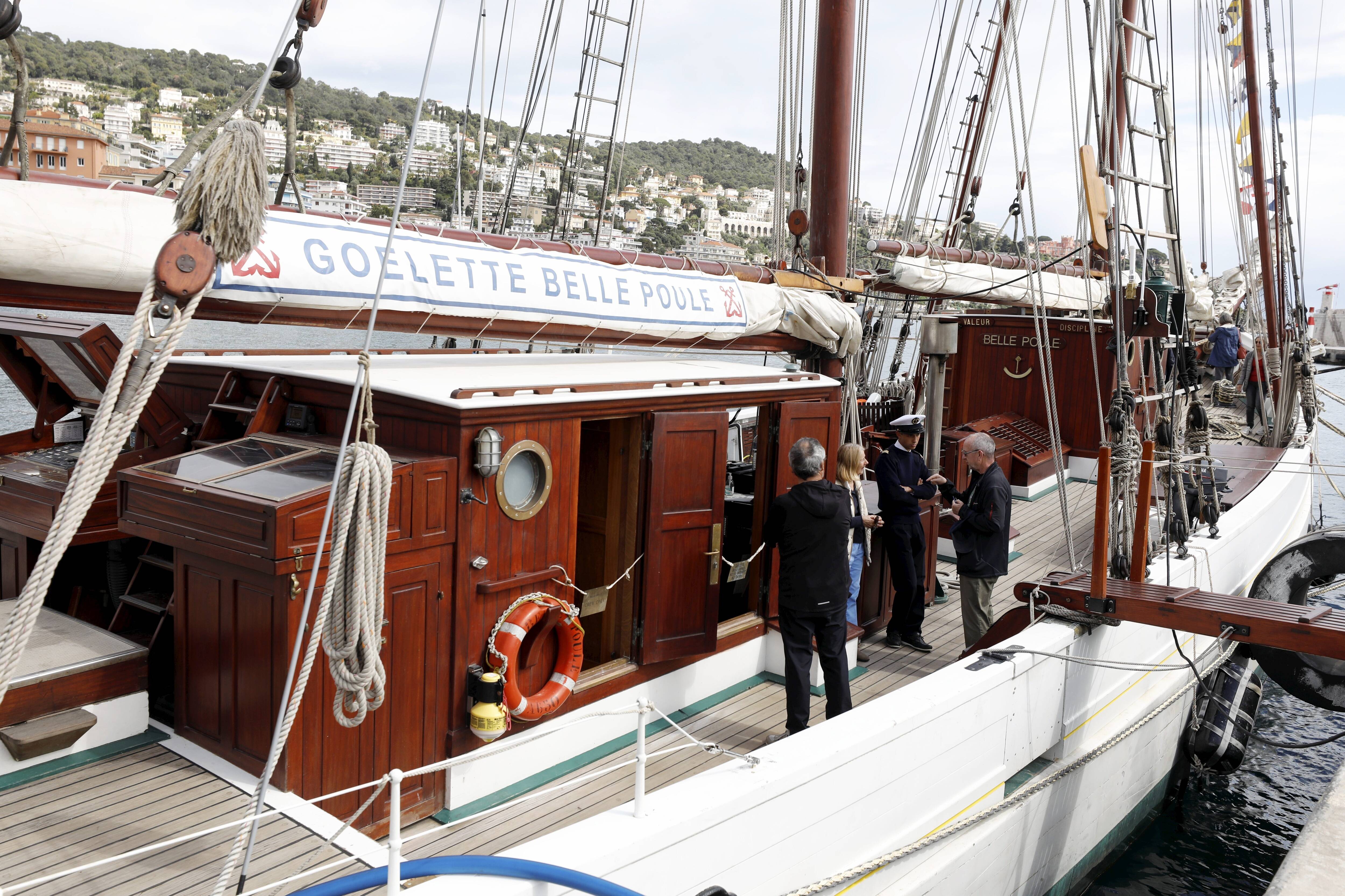 Le commandant de la "Belle Poule" nous dit tout sur ce voilier-école de la marine nationale qui fait escale à Nice jusqu'à ce jeudi