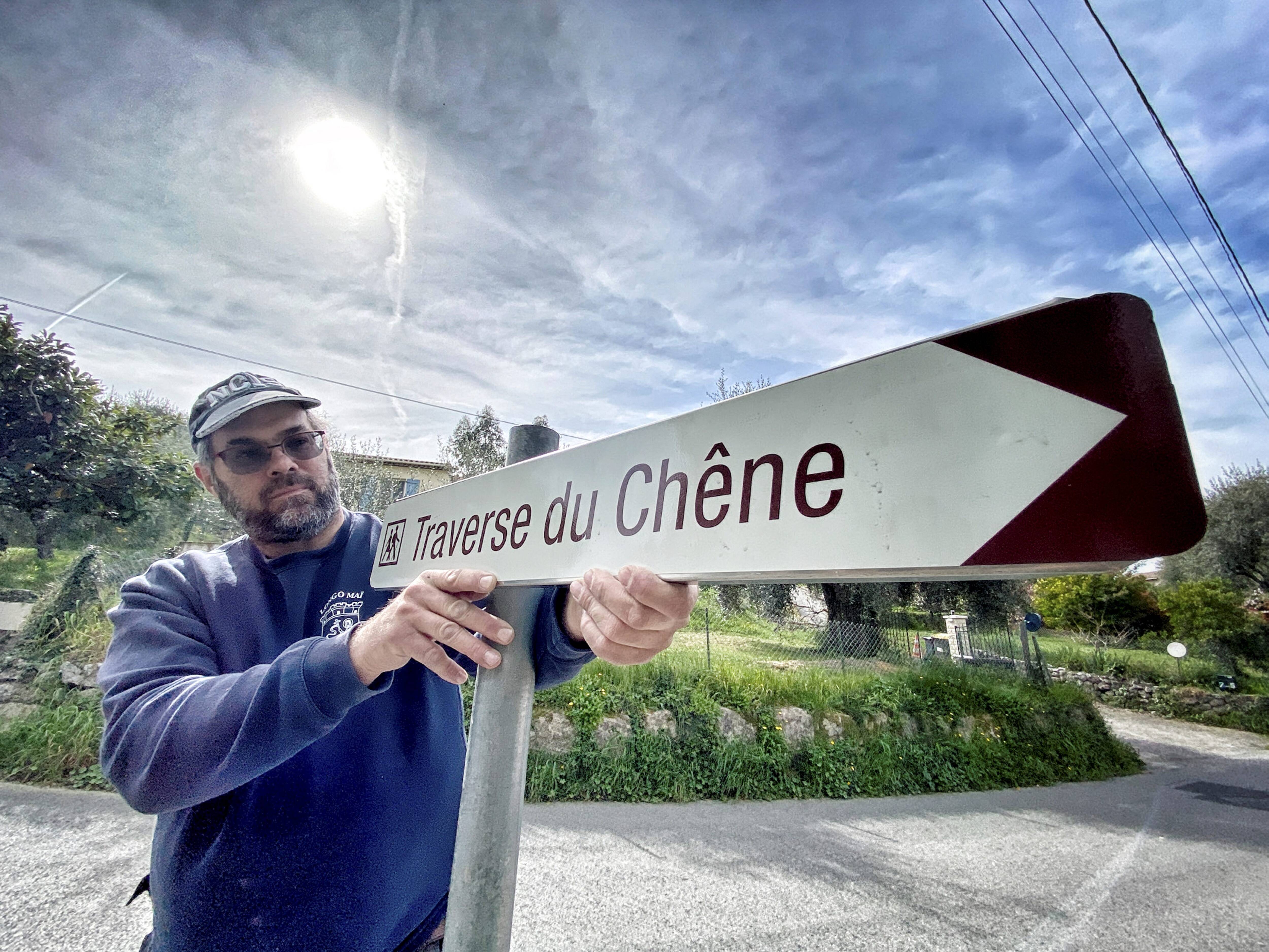 Une nouvelle loi impose aux communes de donner un nom à toutes les rues, les communes azuréennes s'organisent