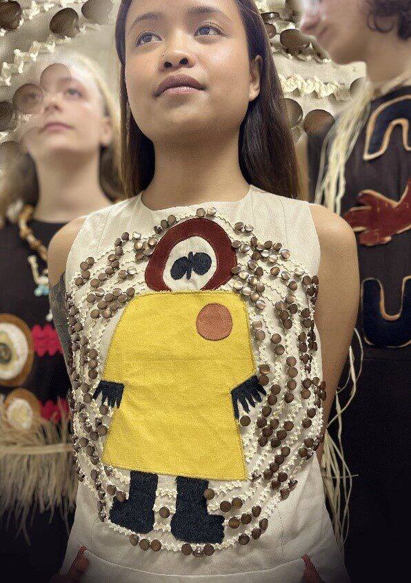 Samedi au musée des explorations de Cannes, on regarde en prenant son temps avec le Slow art day