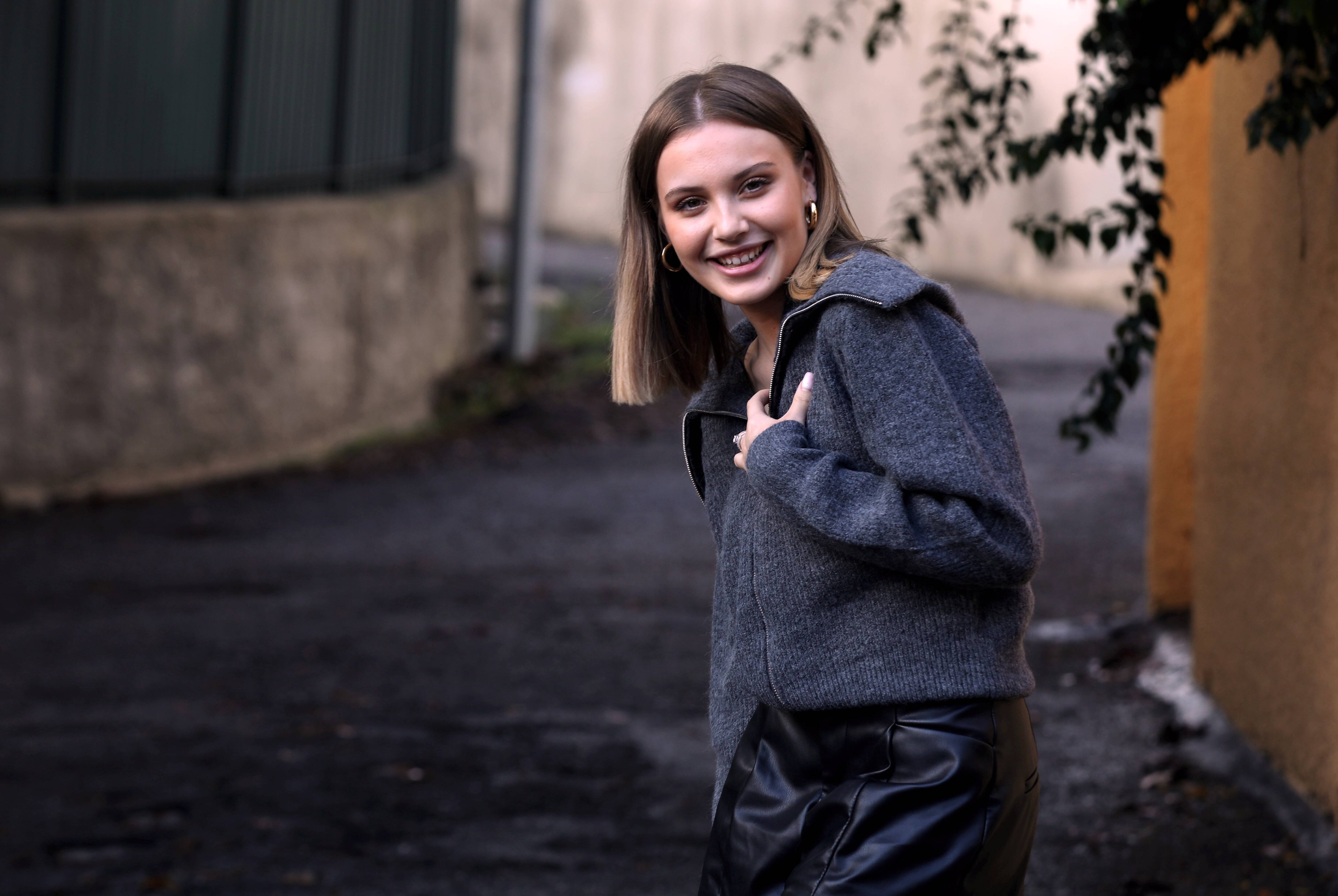 Après le succès de son "Bim bam toi", la chanteuse Carla de retour sur une scène de Nice ce dimanche