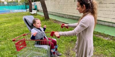 Deux handi-caddies à disposition dans ces supermarchés azuréens pour permettre aux parents d'enfants handicapés de faire leurs courses plus facilement