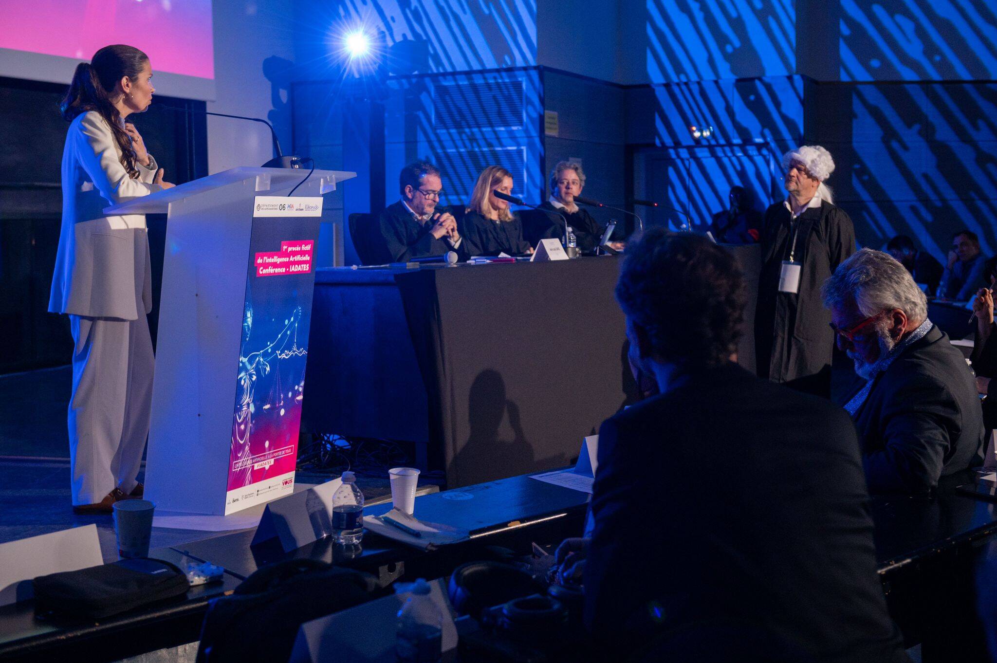 "L'audience peut commencer", le procès (pas si) fictif de l'intelligence artificielle à Nice