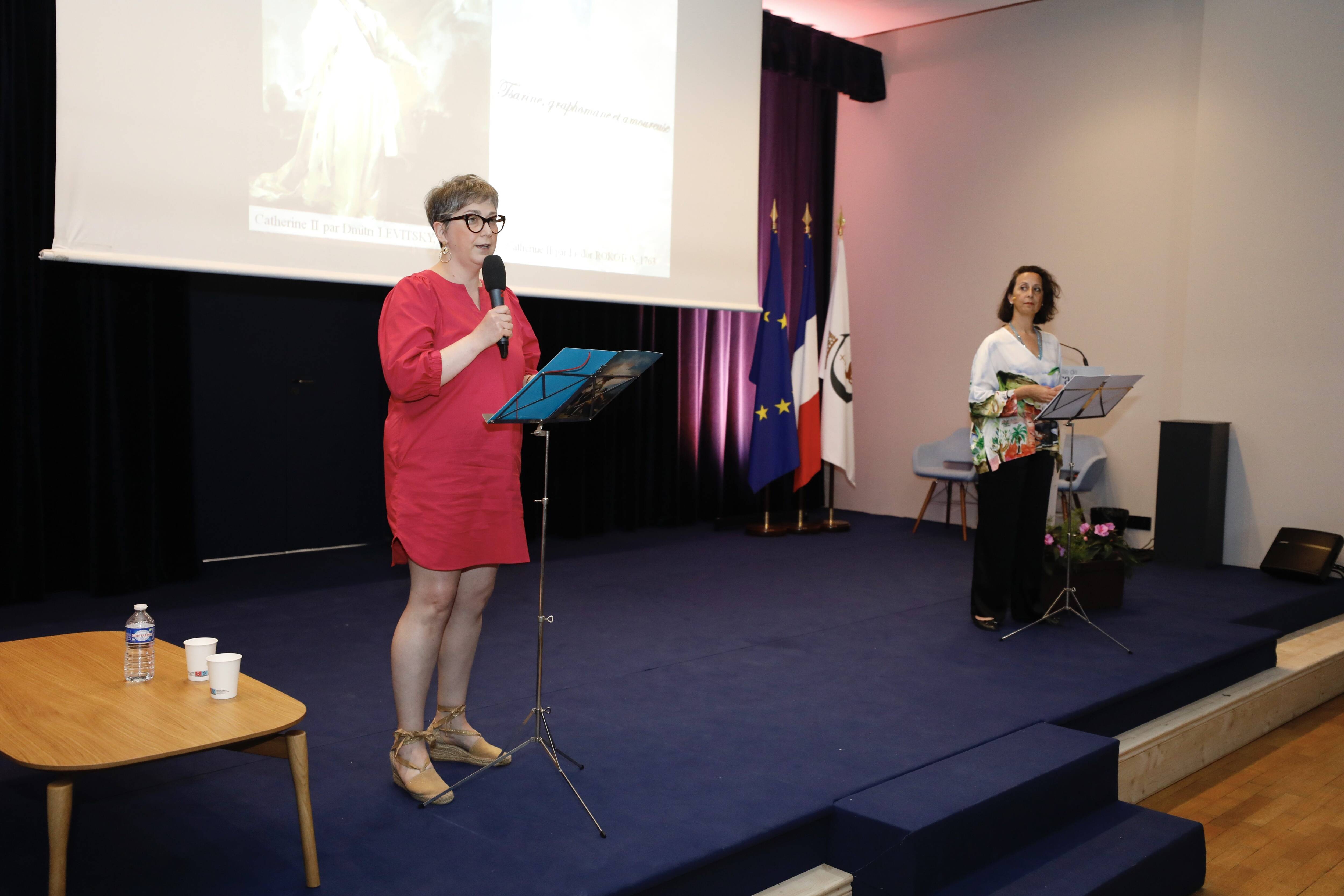 Voyagez à travers le temps au salon du livre d'Histoire de Grasse