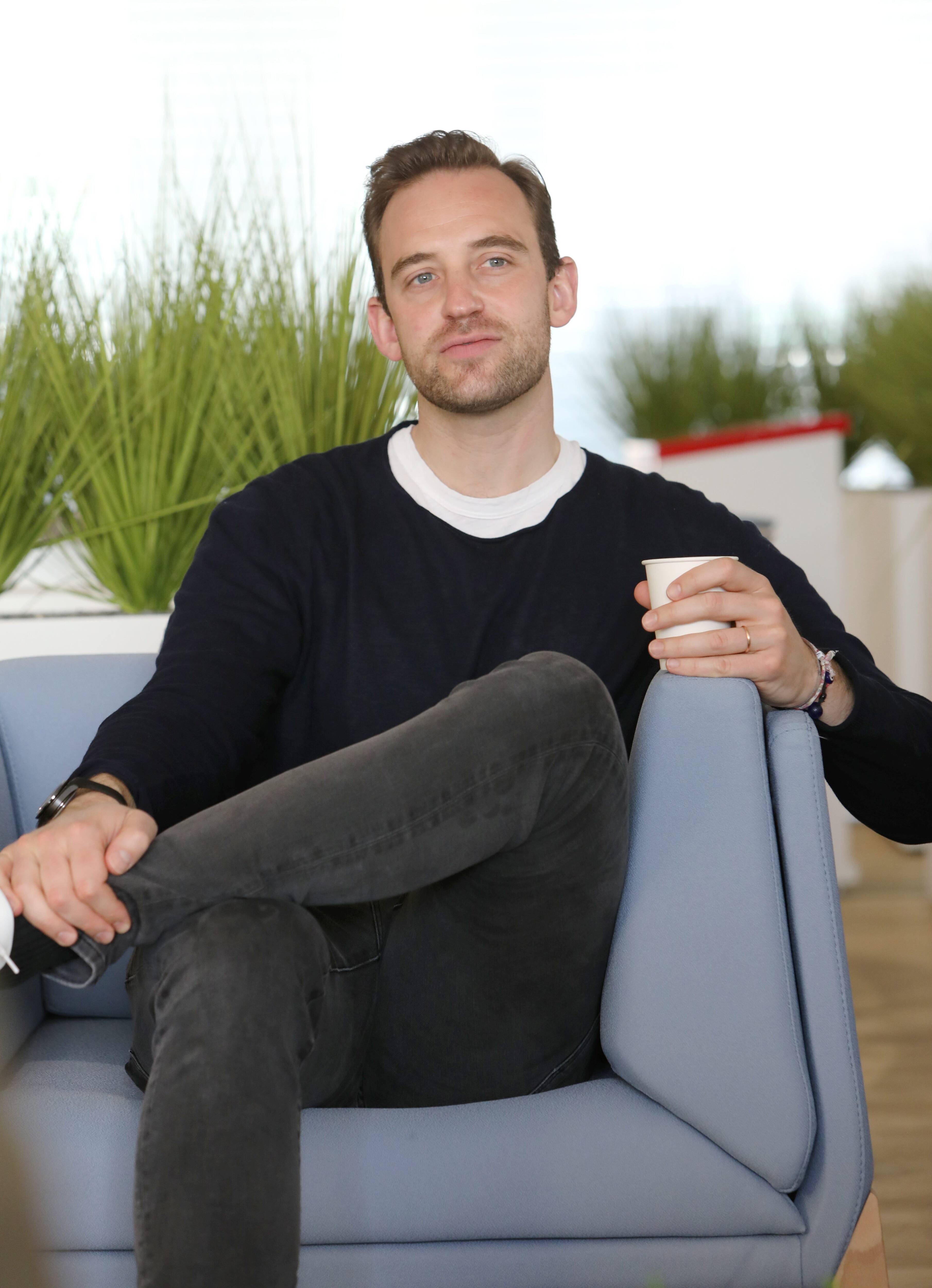 "C'était l'endroit parfait": dans son dernier roman, Joël Dicker met en scène Menton sans avoir visité la ville