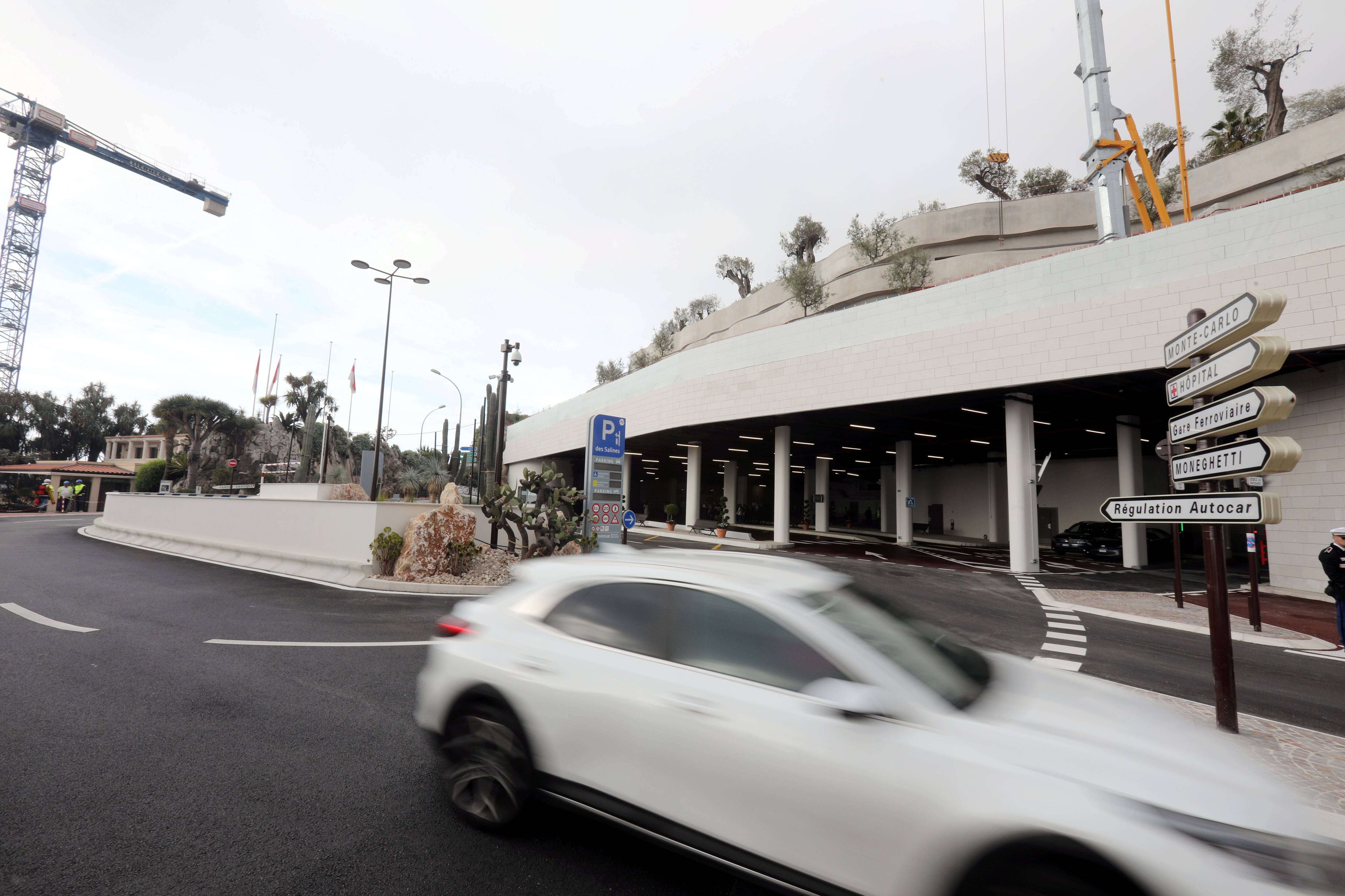 Le plus grand parking public de Monaco a ouvert ce mardi: tarifs préférentiels, tickets de bus offerts, circuit piéton vers Fontvieille... on vous dit tout