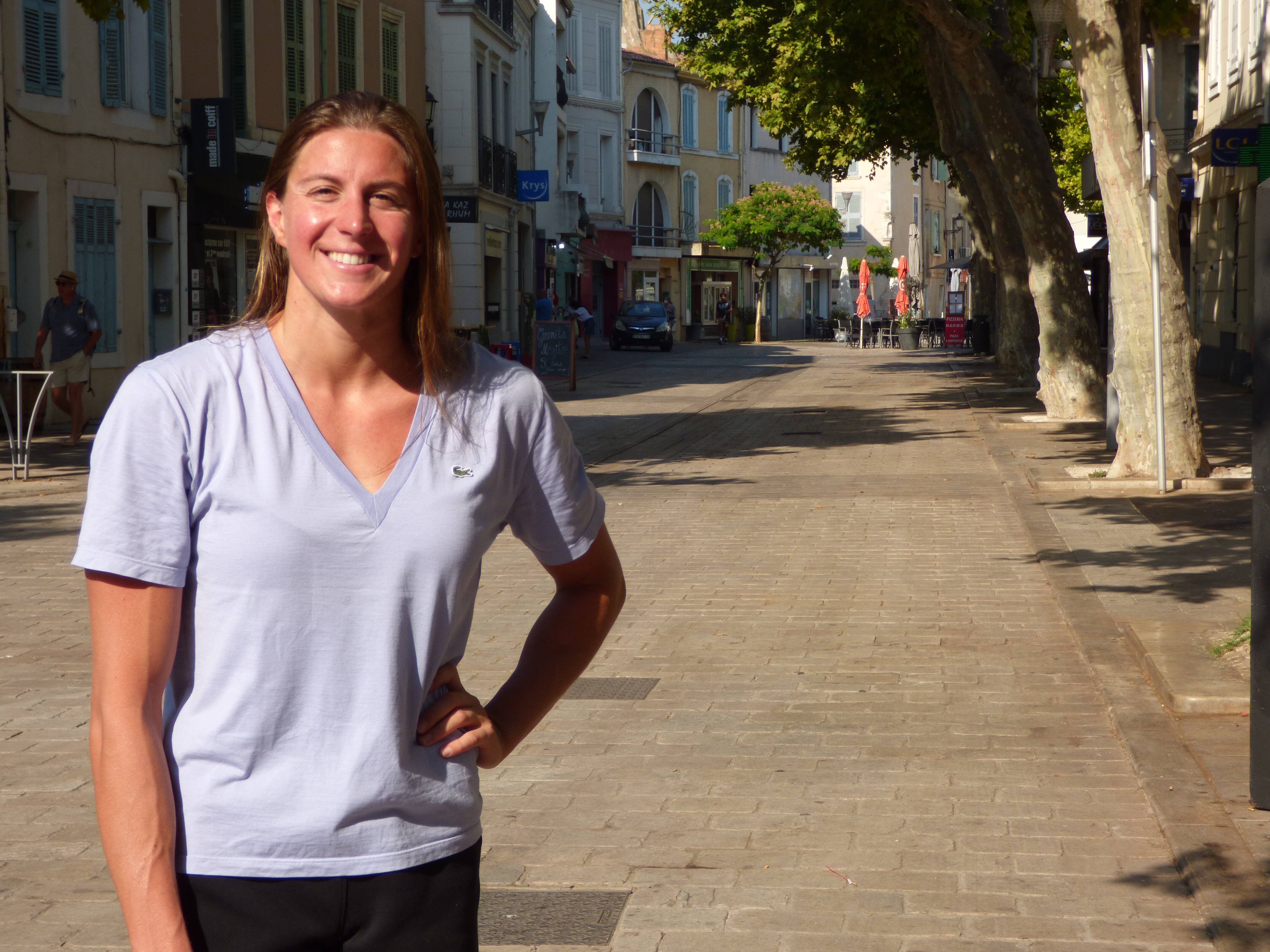 "Ça ne rajoute pas de pression": comment la nageuse niçoise Charlotte Bonnet vit le compte à rebours à 100 jours des JO