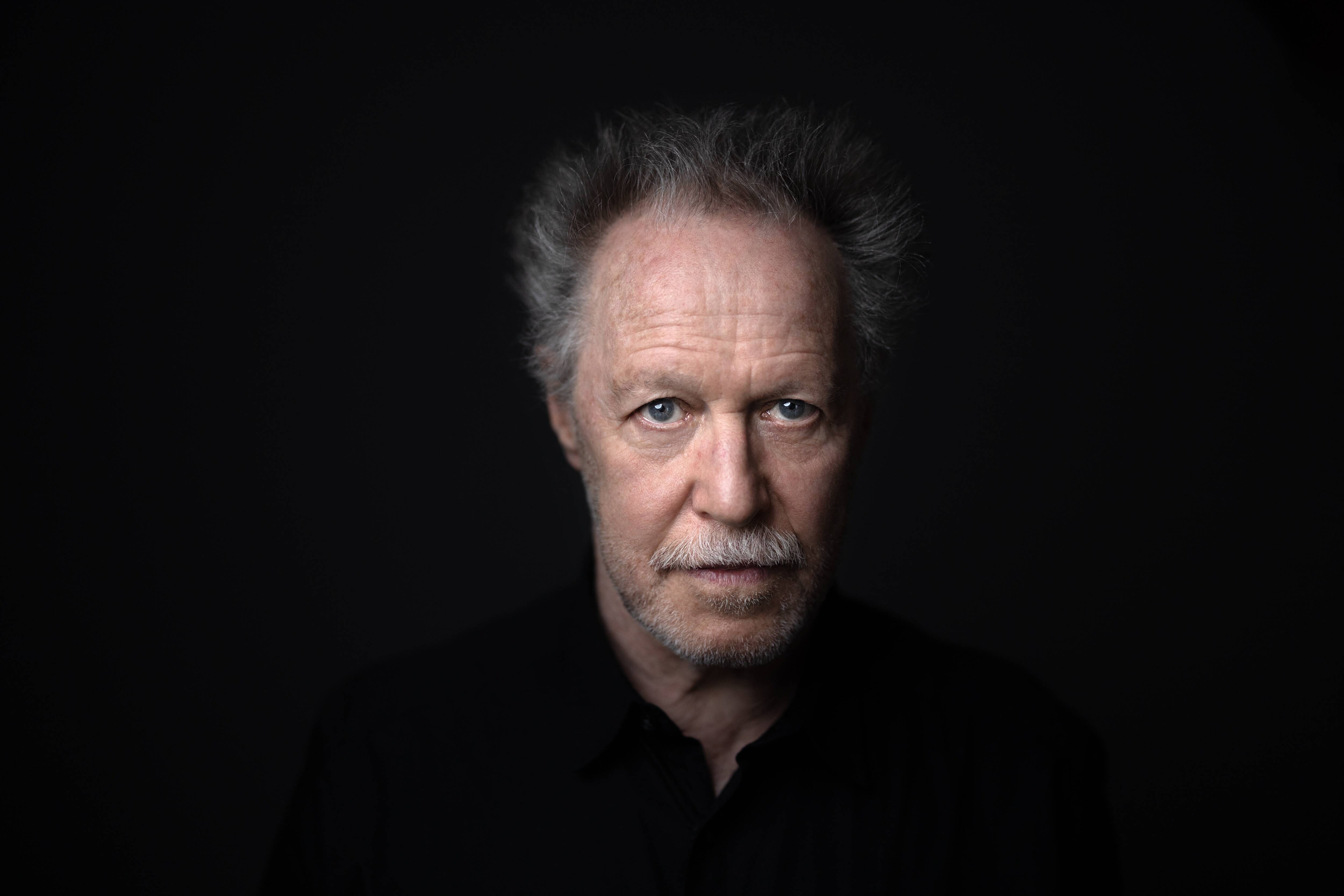 Il a réalisé trois documentaires sur le milieu psychiatrique, Nicolas Philibert se confie: "Je ne fais pas des films sur la psychiatrie, mais en psychiatrie"