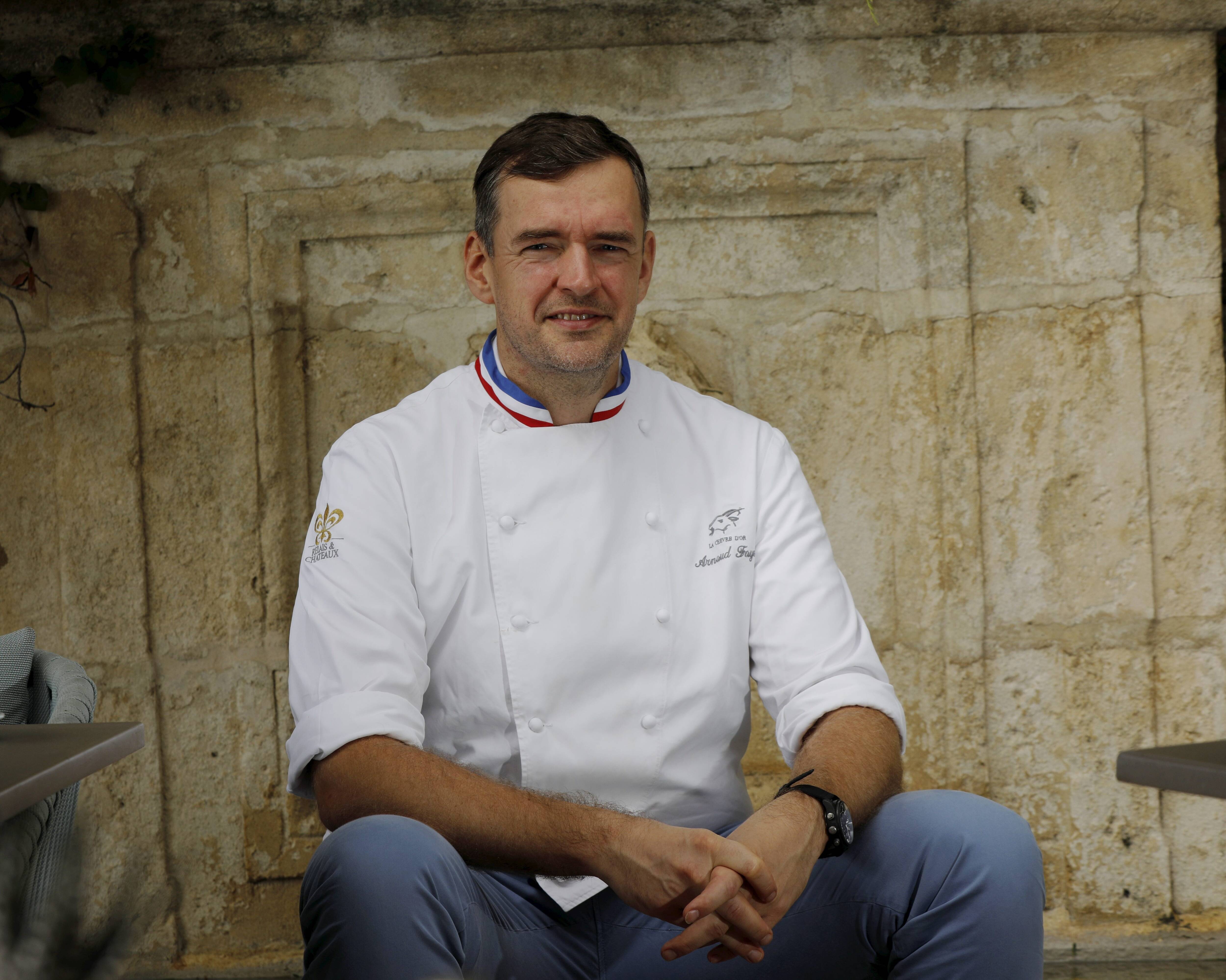 Chef étoilé et Meilleur ouvrier de France, Arnaud Faye va quitter la Chèvre d'Or à Èze et on sait qui le remplace