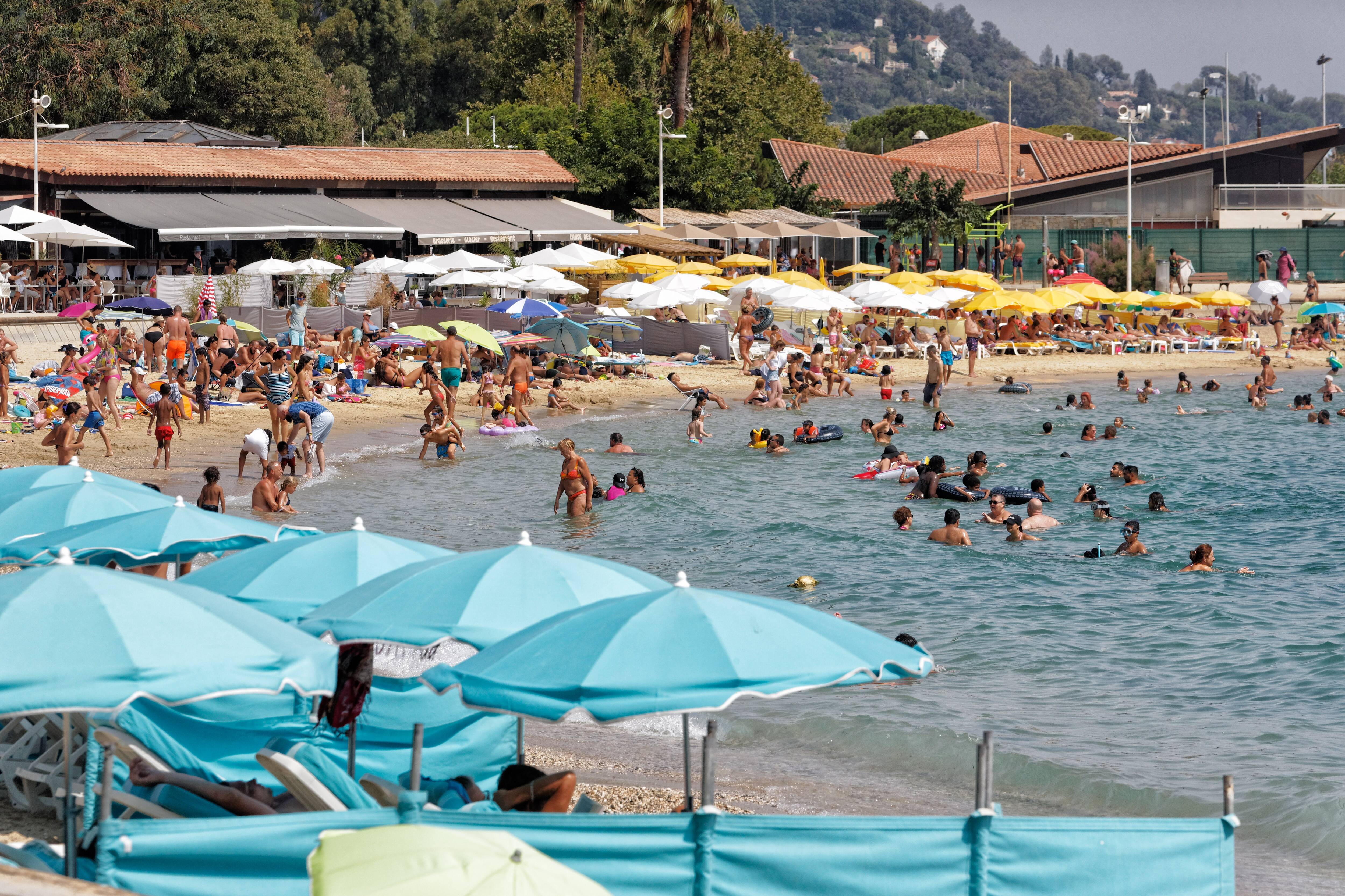"C'est un challenge": le lanceur du Pilou Pilou va gérer trois restaurants sur les plages du Mourillon à Toulon