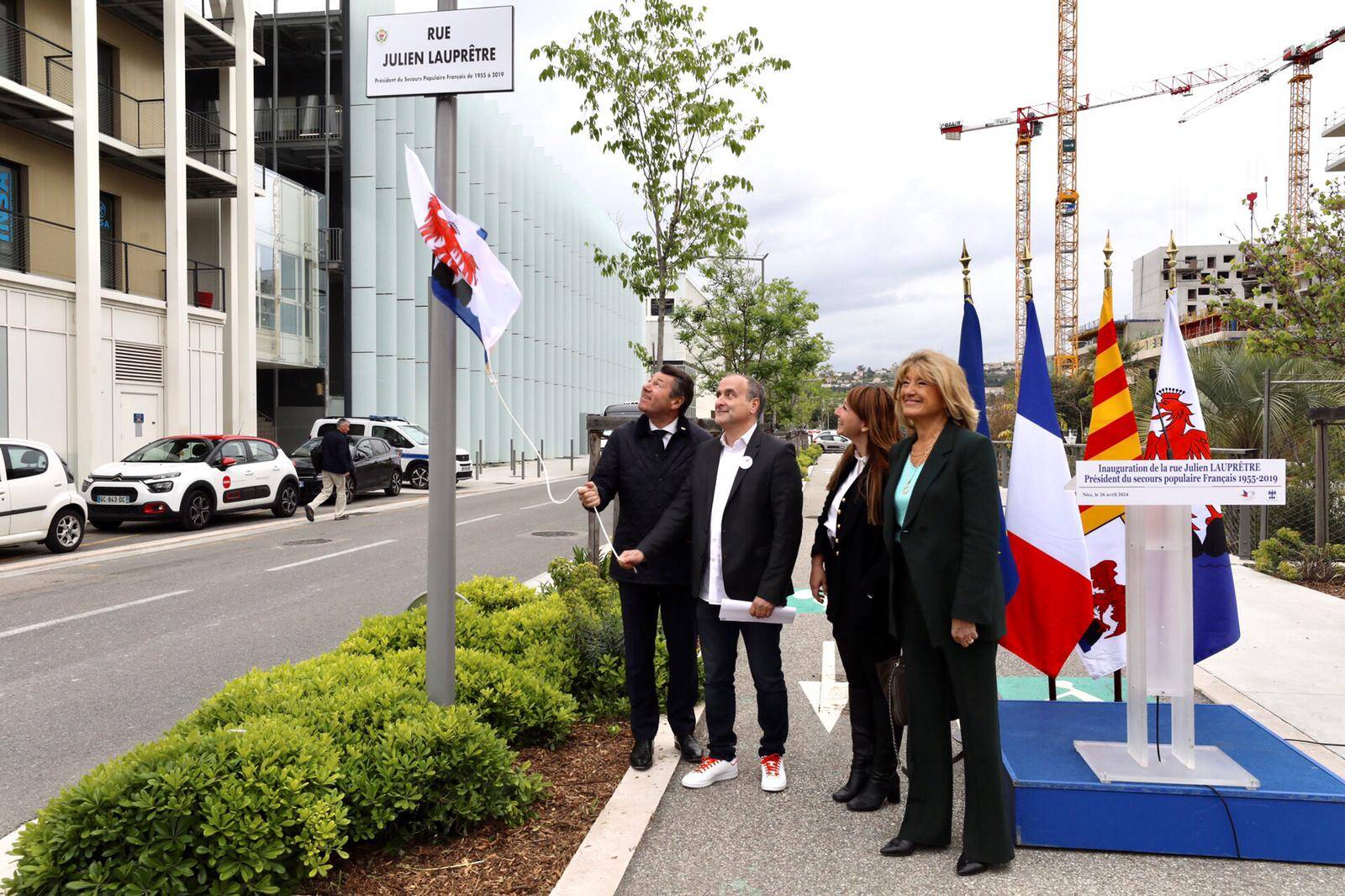 "La pauvreté ne recule pas, elle s'aggrave": la ville de Nice et le Secours populaire vont créer un centre d'accueil de jour et de soins pour les familles à la rue à Nice