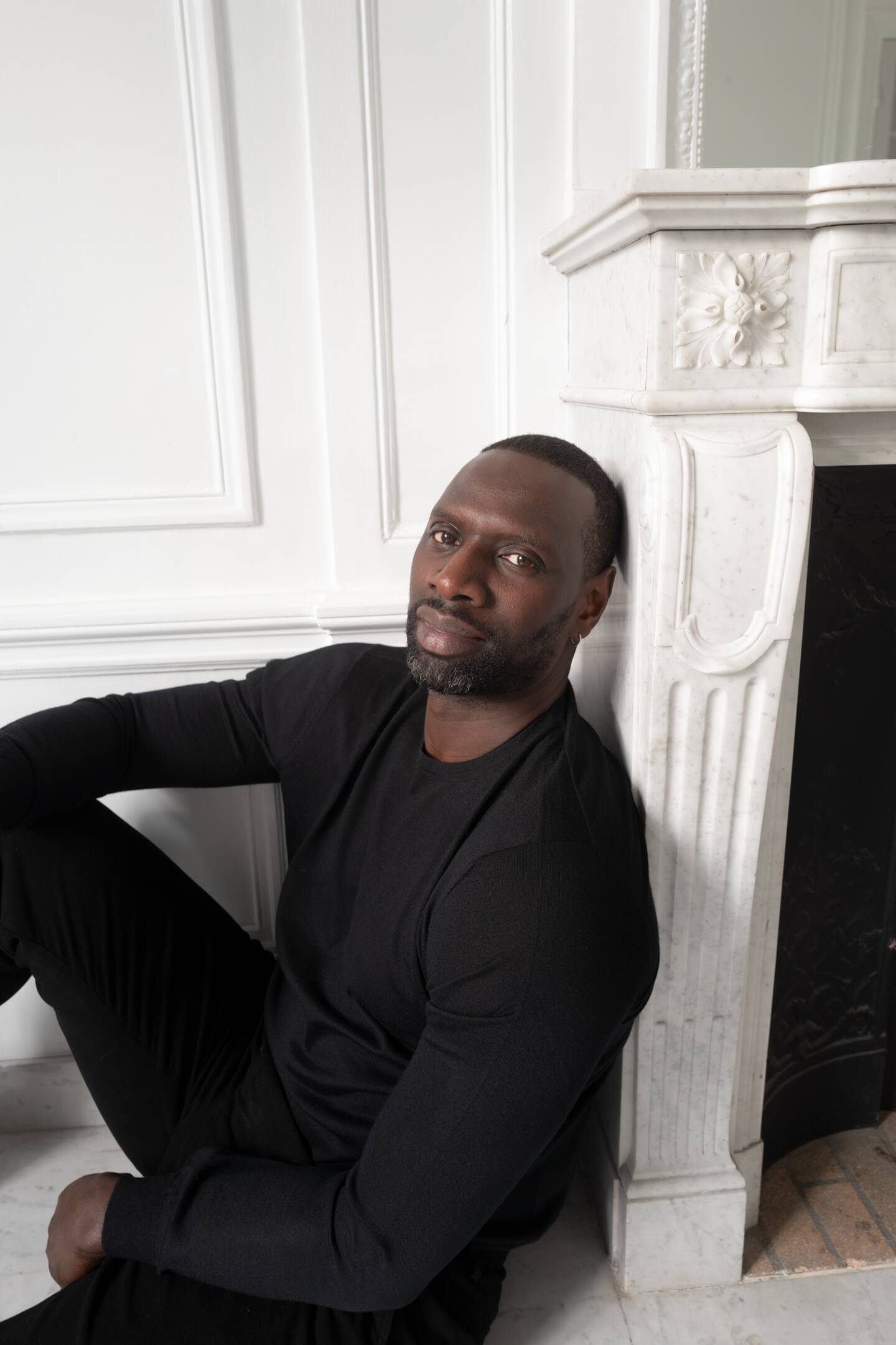 Omar Sy sort "Viens, on se parle", aux éditions Selly Sy.	